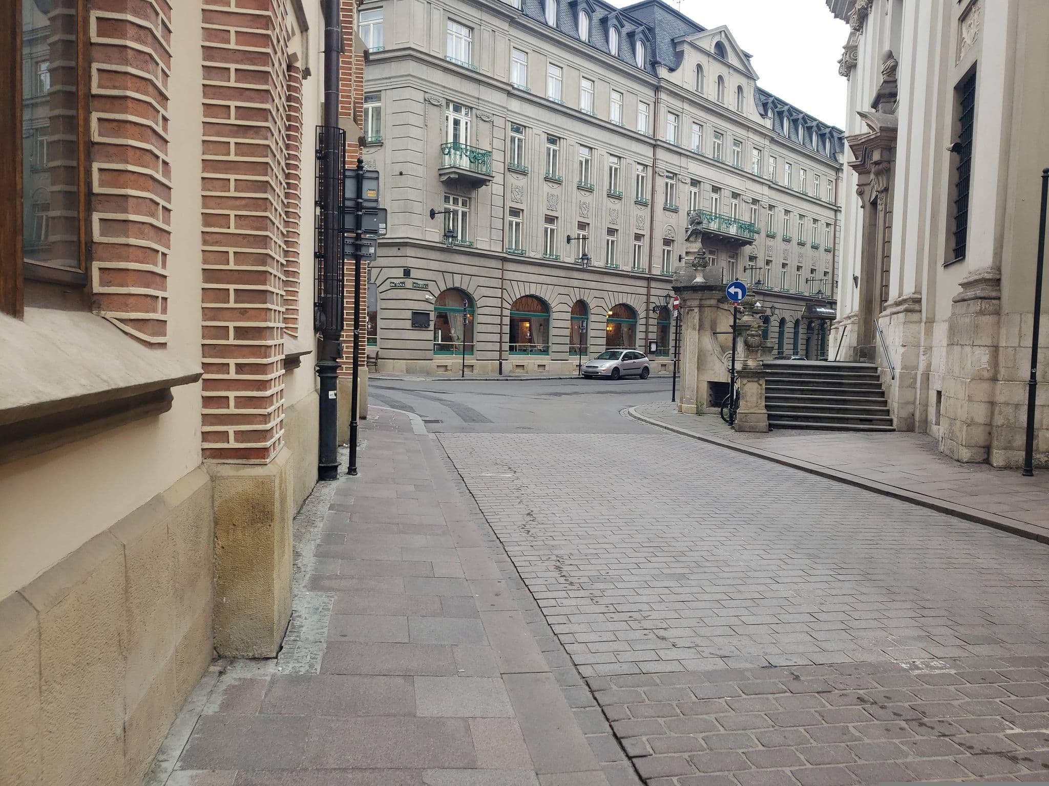 Street view near H15 Palace Hote, Kraków — © mapfool (CC BY-SA · Mapillary)
