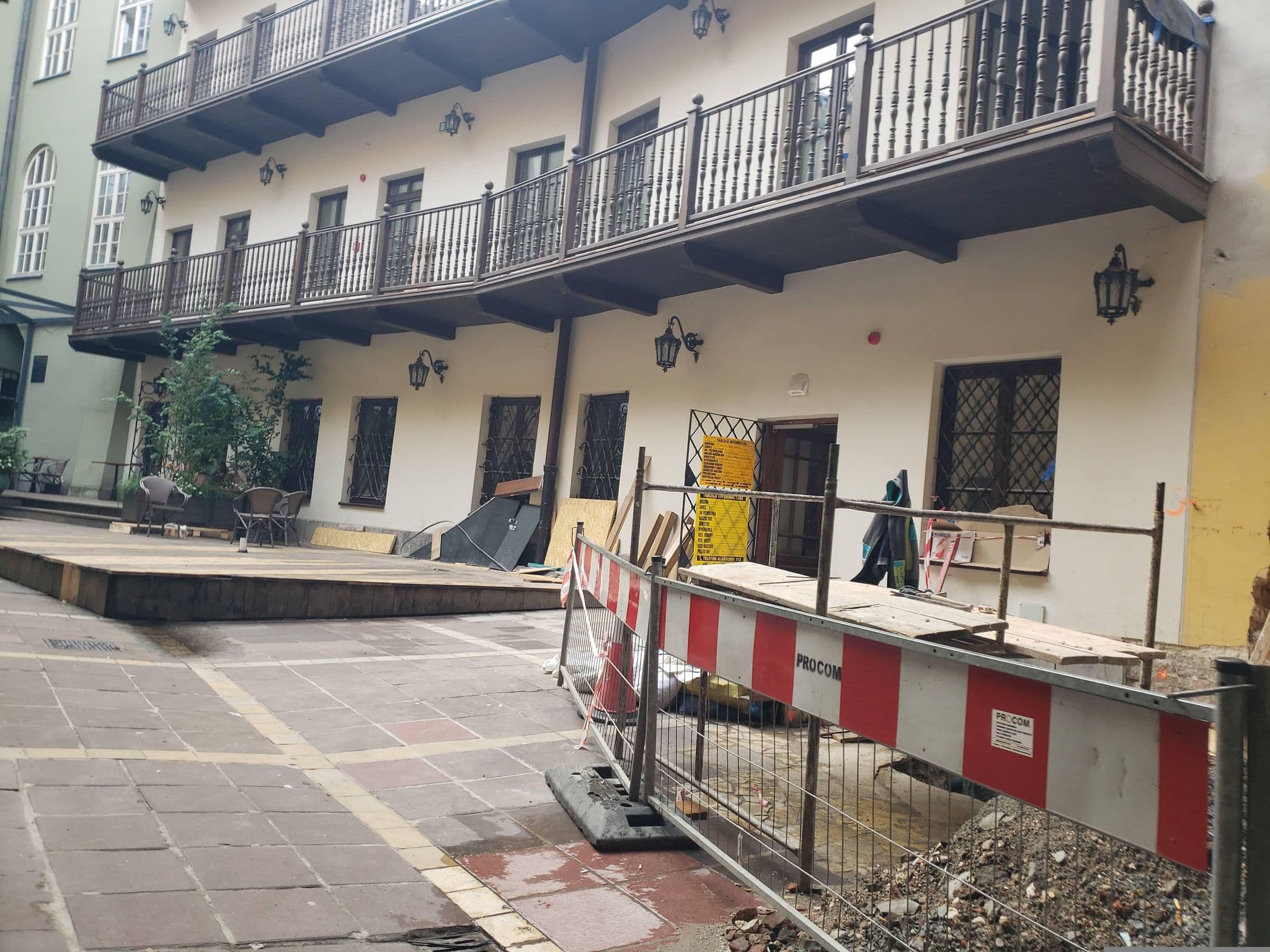 Street view near Apartamenty Rudi Katarzyna Woźny, Kraków — © mapfool (CC BY-SA · Mapillary)