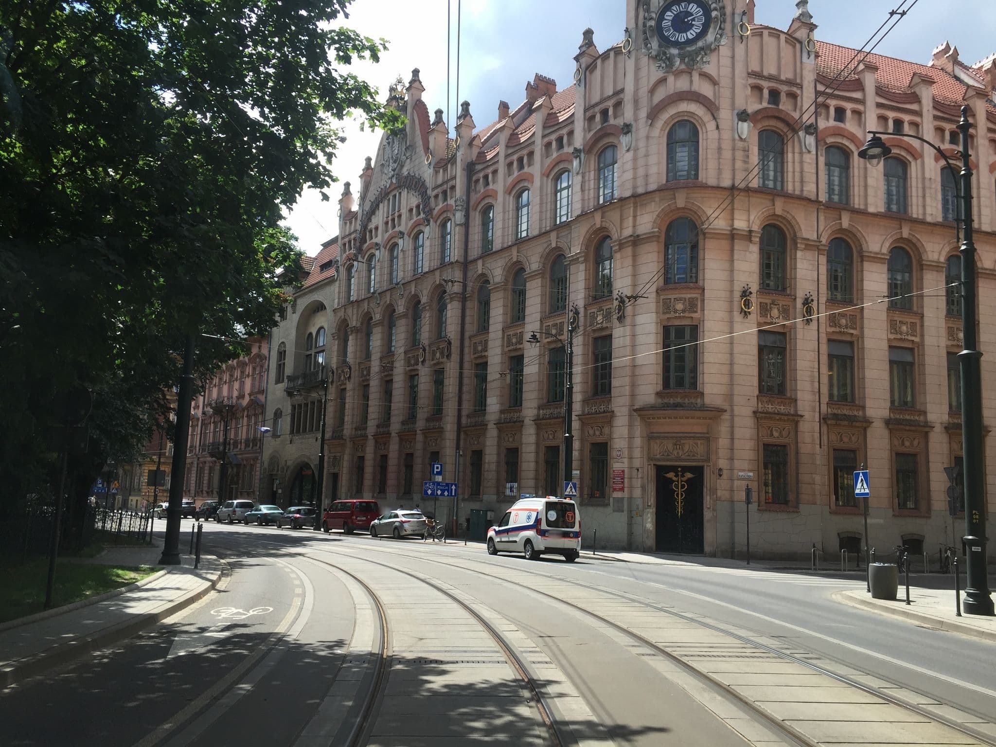 Street view near Apartamenty Podwale, Kraków — © richlv (CC BY-SA · Mapillary)