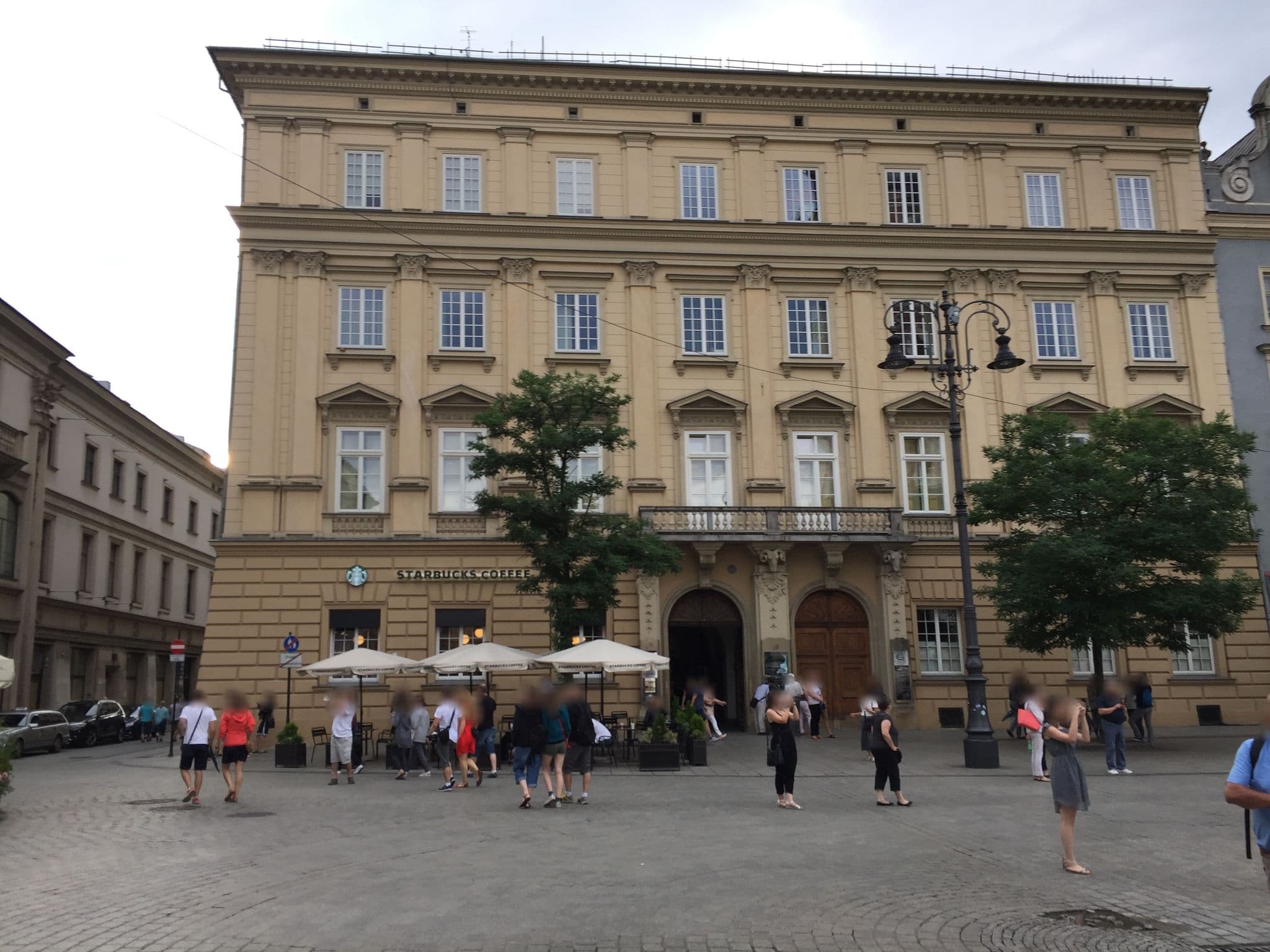 Street view near Hotel Imperial, Kraków — © richlv (CC BY-SA · Mapillary)