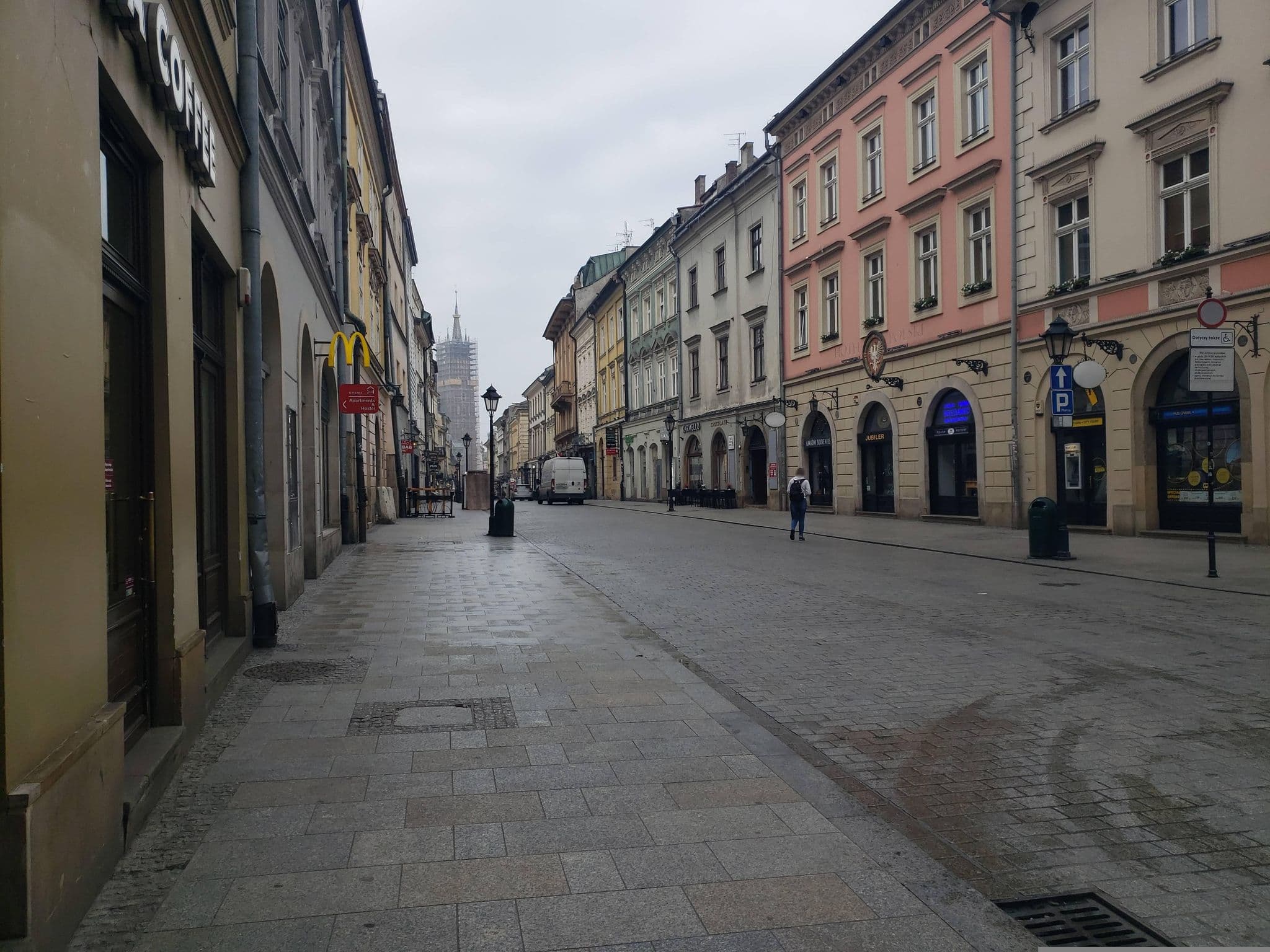 Street view near Deka. Apartamenty, Kraków — © mapfool (CC BY-SA · Mapillary)