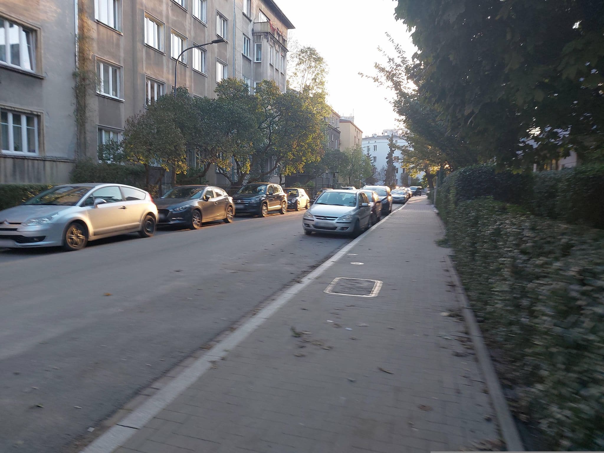 Street view near Chopin Apartments, Kraków — © Blackkness_7 (CC BY-SA · Mapillary)