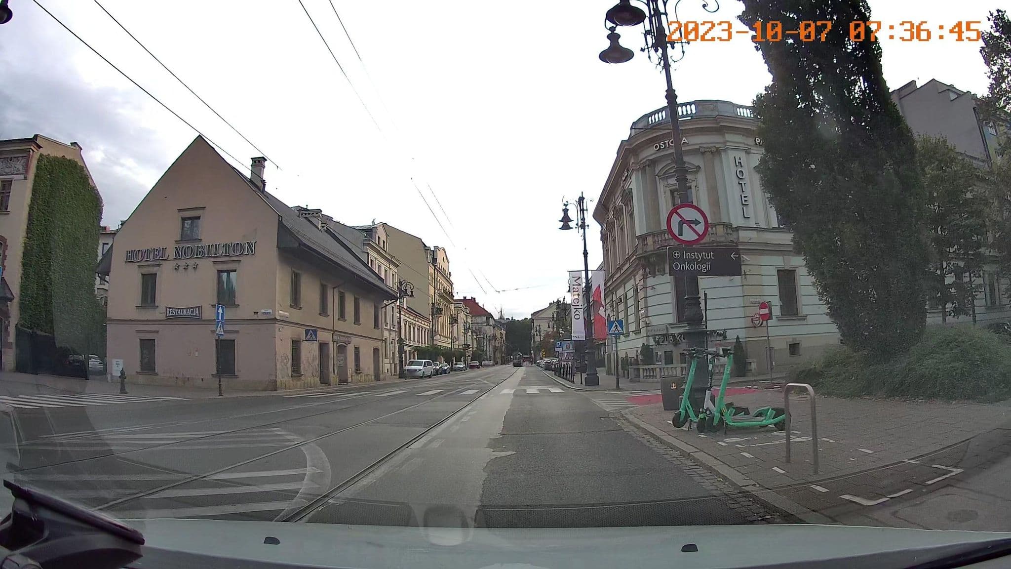 Street view near Kazimierz Długi Hotel Fortuna Bis, Kraków — © jswk (CC BY-SA · Mapillary)