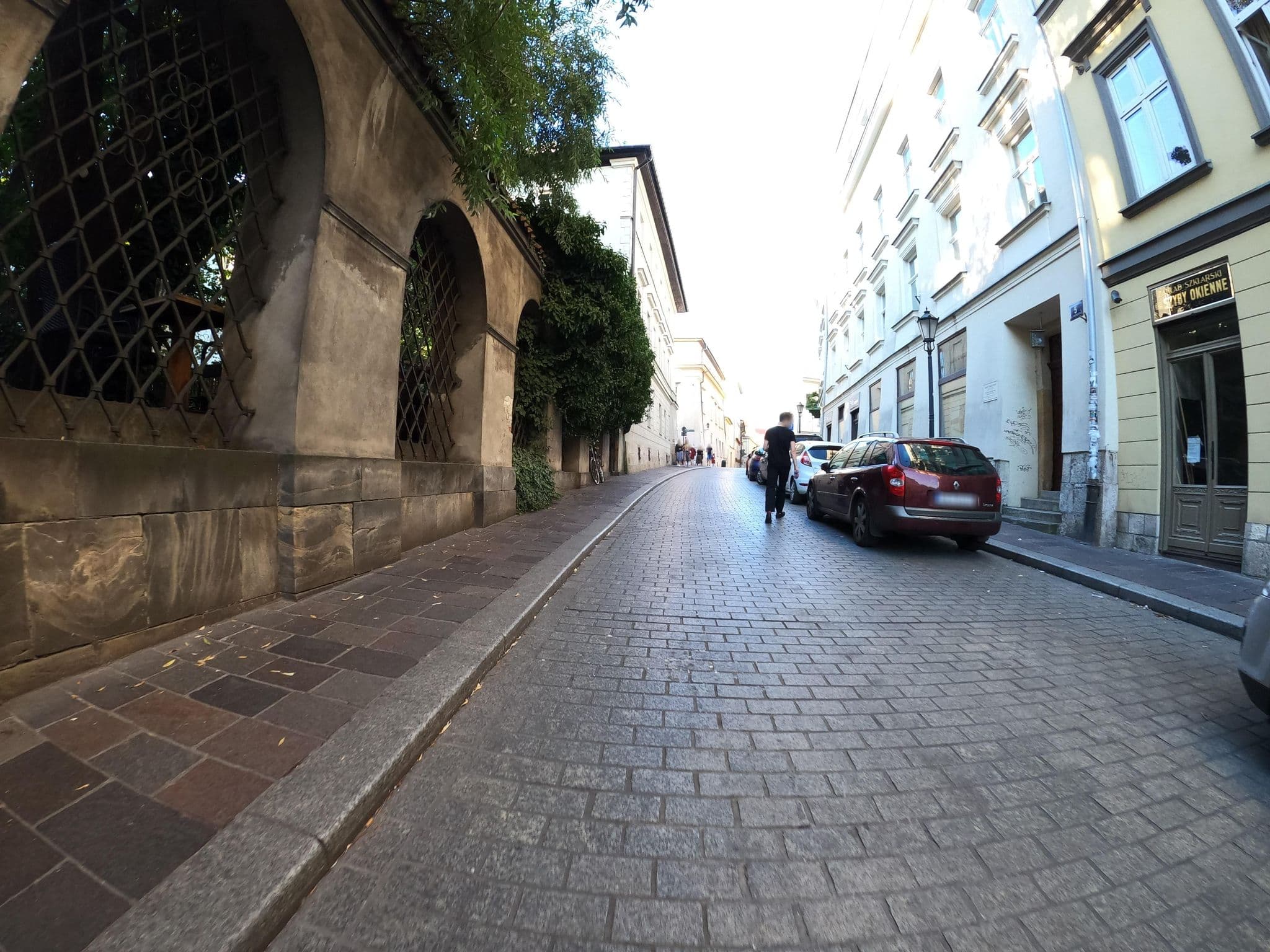 Street view near Apartament Oskar, Kraków — © masterofnoroad (CC BY-SA · Mapillary)