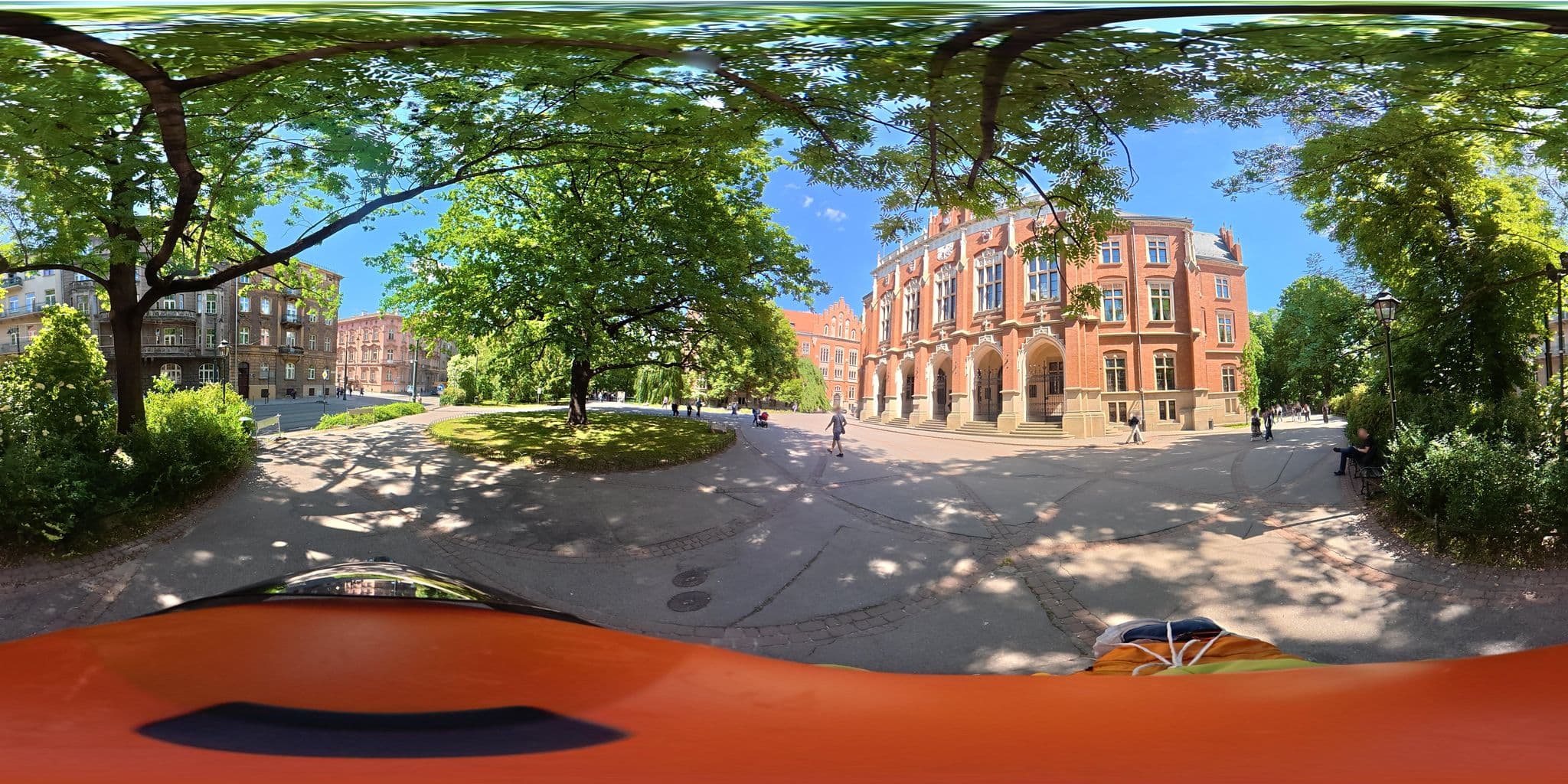 Street view near Novum House, Kraków — © awizonosz (CC BY-SA · Mapillary)