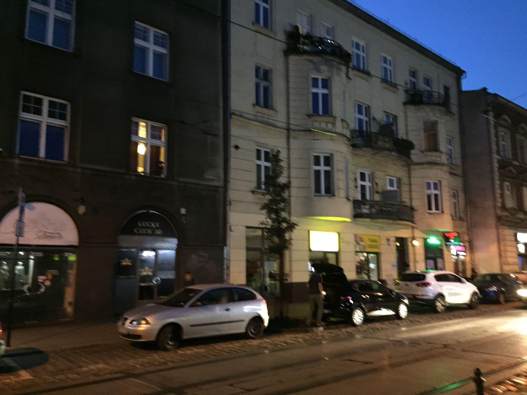 Street view near Hollywood Anna Walkowicz Arkadiusz Walkowicz S.C, Kraków — © richlv (CC BY-SA · Mapillary)