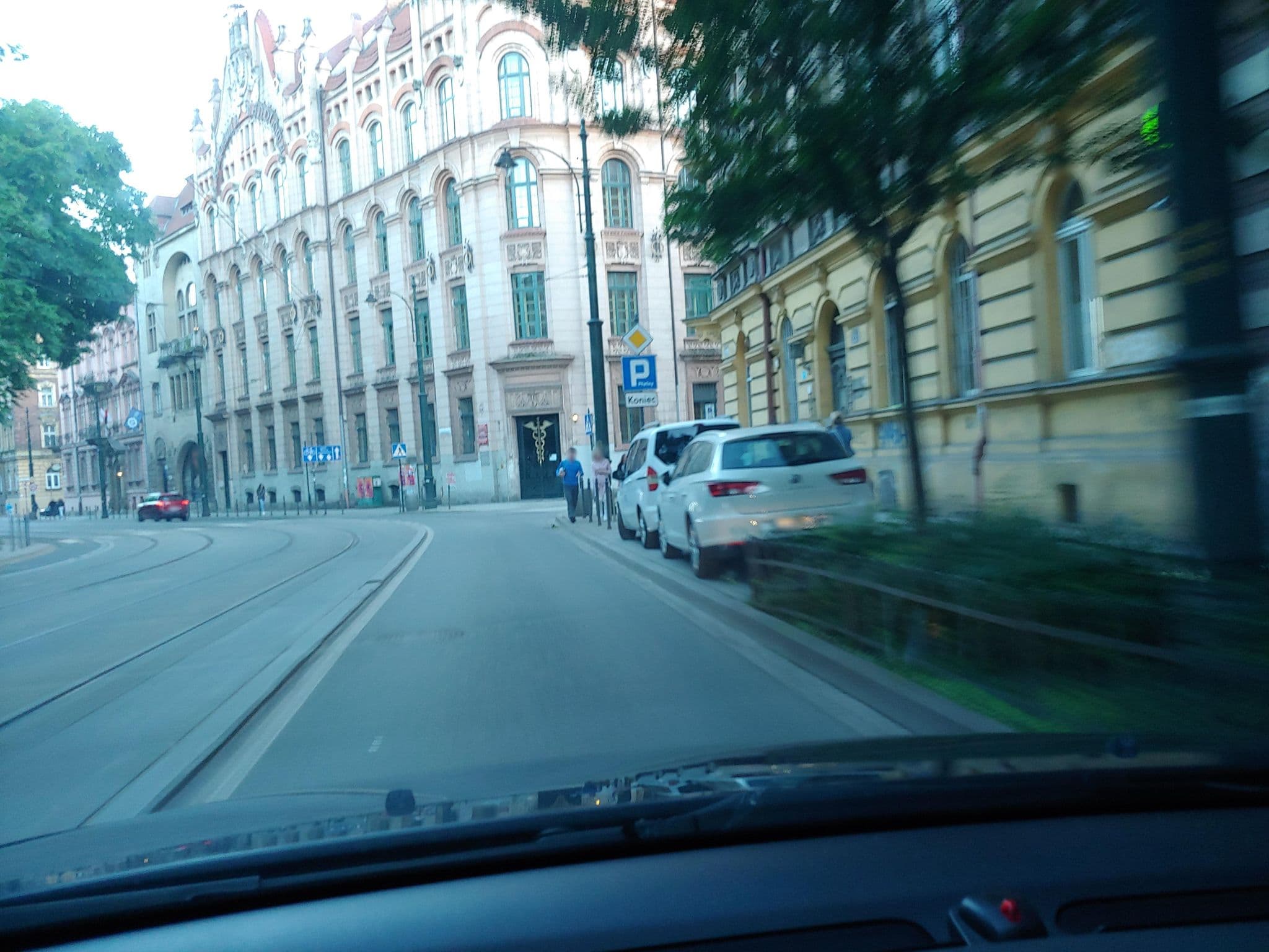 Street view near Piano Apartment, Kraków — © thewartek (CC BY-SA · Mapillary)