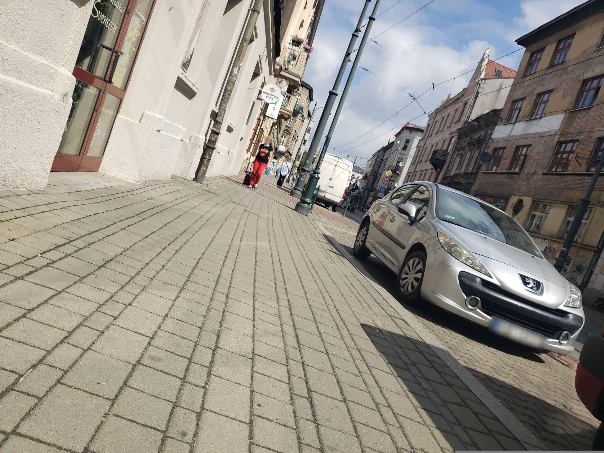 Street view near Apartamenty Discover Cracow Długa, Kraków — © mapfool (CC BY-SA · Mapillary)