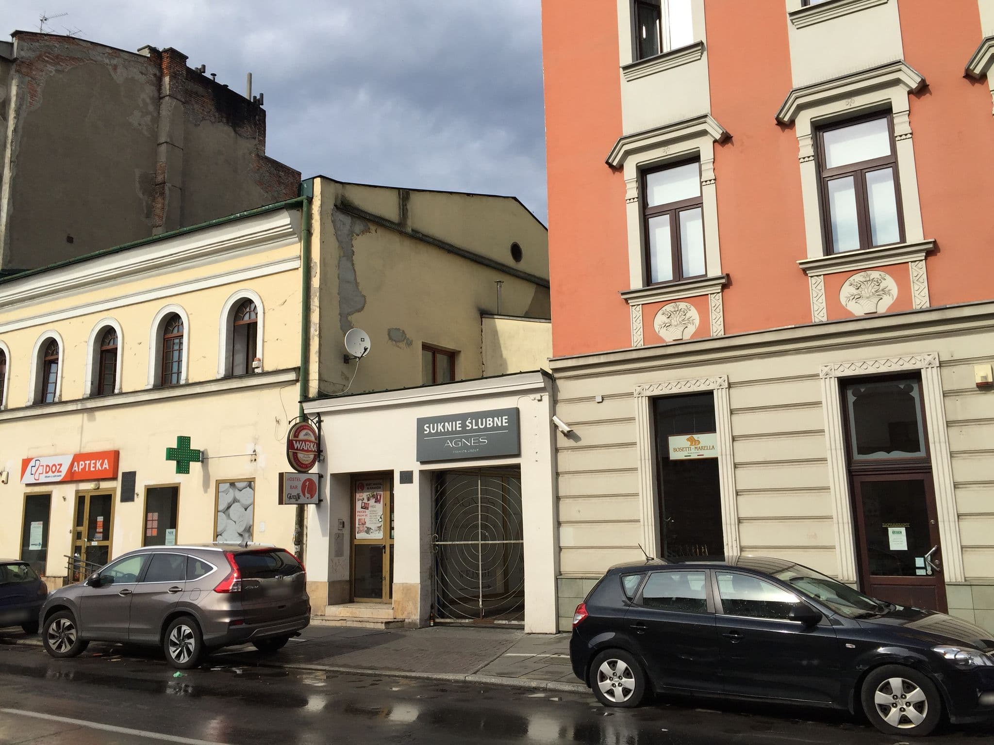 Street view near Hostel Żyrafa, Kraków — © richlv (CC BY-SA · Mapillary)