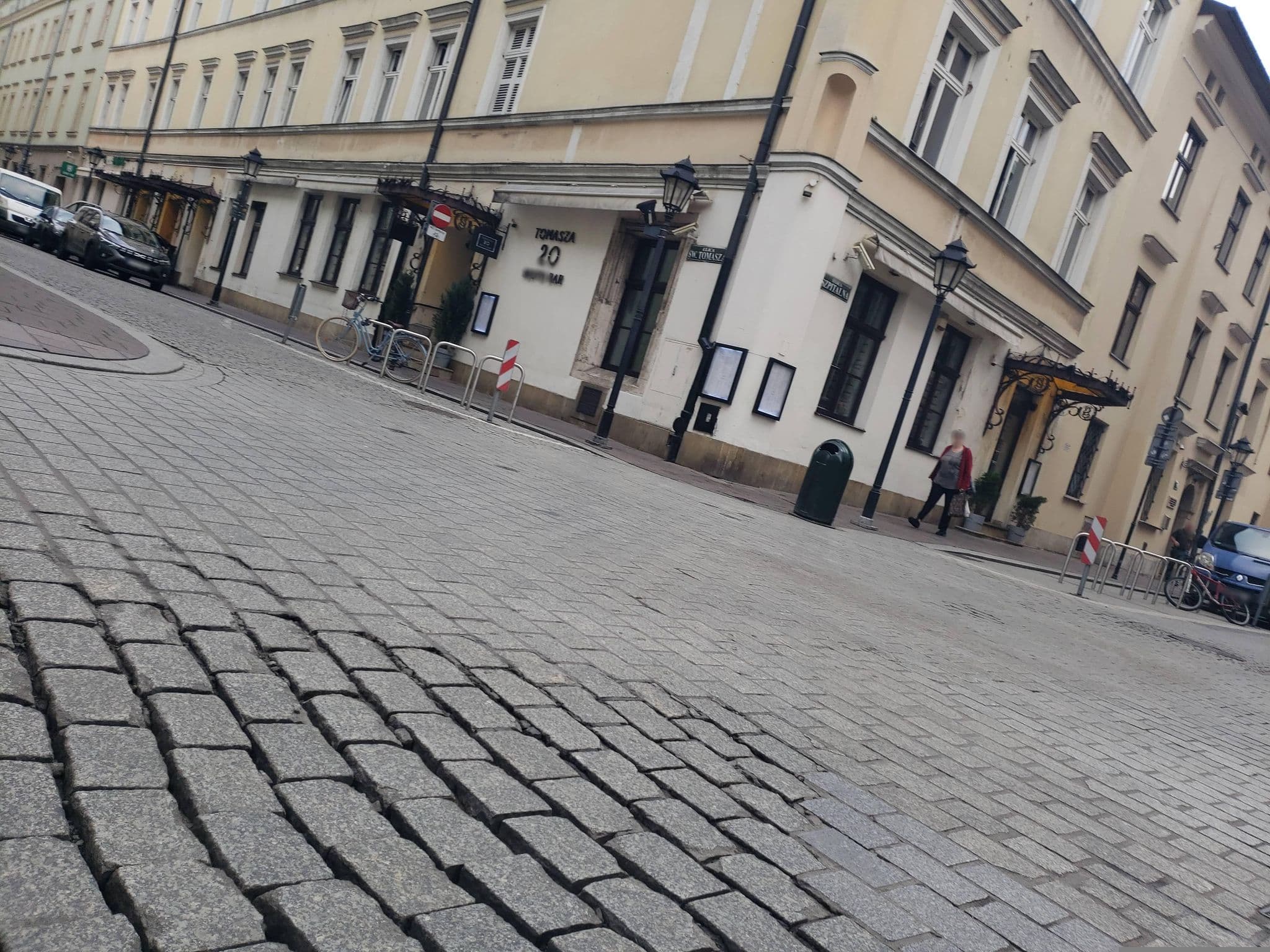 Street view near St.Thomas Corner Old Town Residence, Kraków — © mapfool (CC BY-SA · Mapillary)