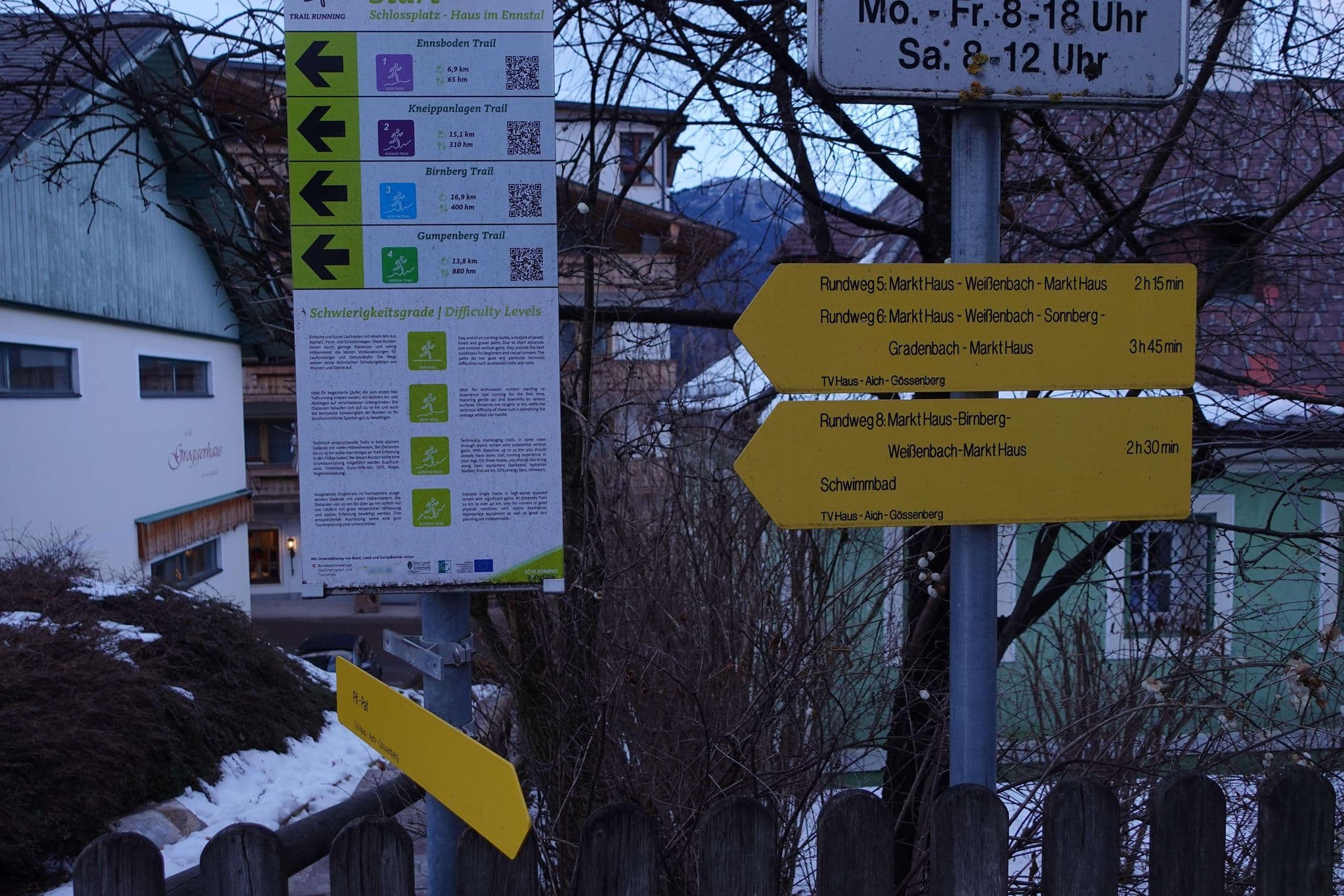 Street view near Herrschaftstaverne, Haus im Ennstal — © rogrue (CC BY-SA · Mapillary)