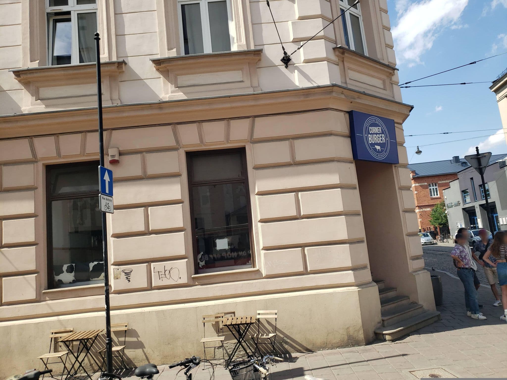 Street view near Dajwor Apartment, Kraków — © mapfool (CC BY-SA · Mapillary)
