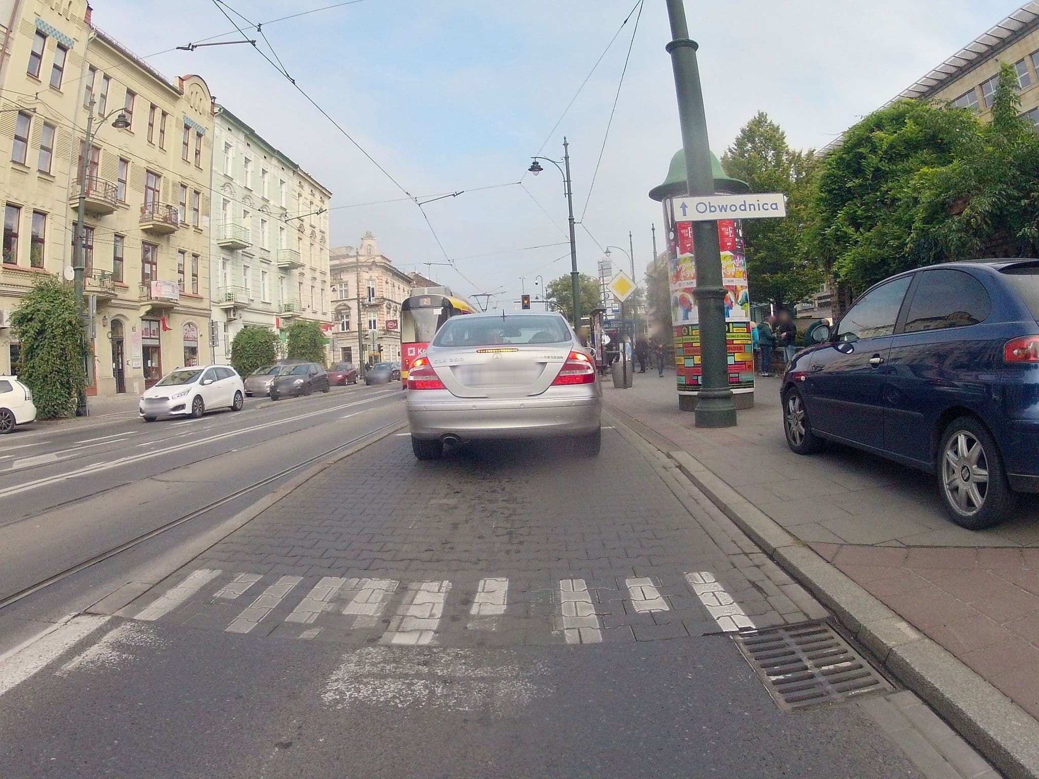 Street view near Strzelecka 11 Apartments, Kraków — © ekeshkekesh (CC BY-SA · Mapillary)