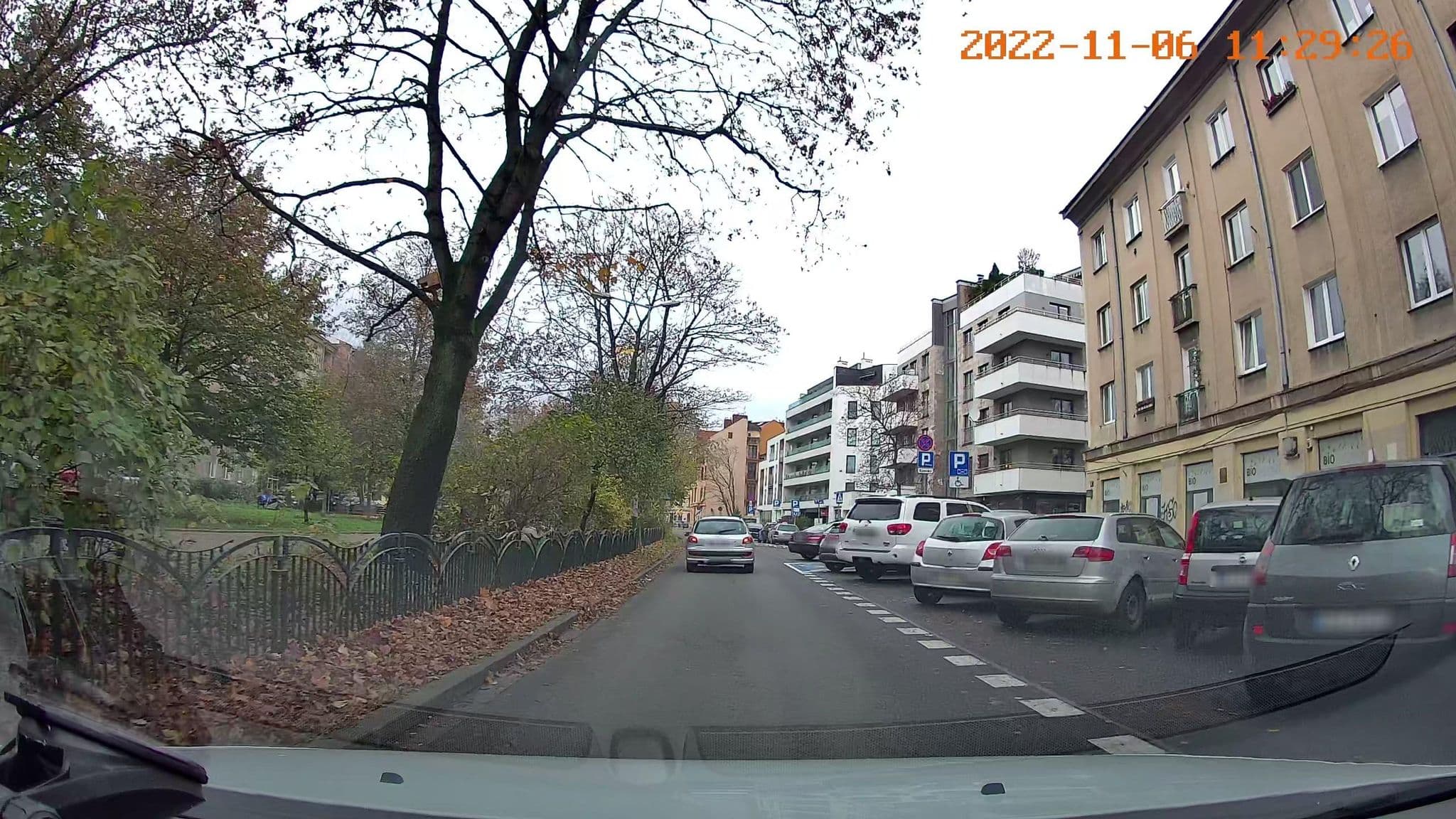 Street view near Apartament Daszyńskiego, Kraków — © jswk (CC BY-SA · Mapillary)