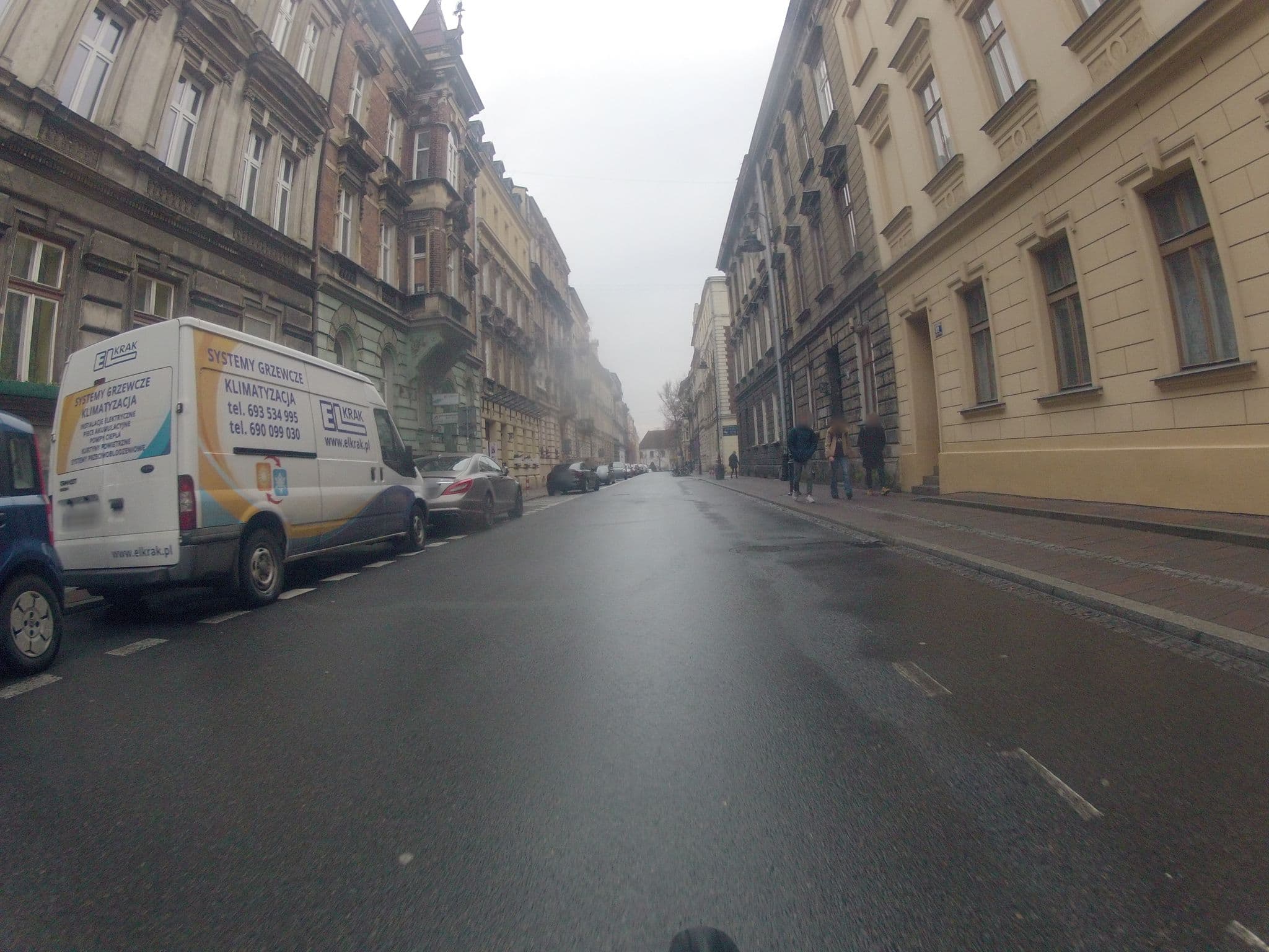 Street view near Alexander 2, Kraków — © ekeshkekesh (CC BY-SA · Mapillary)