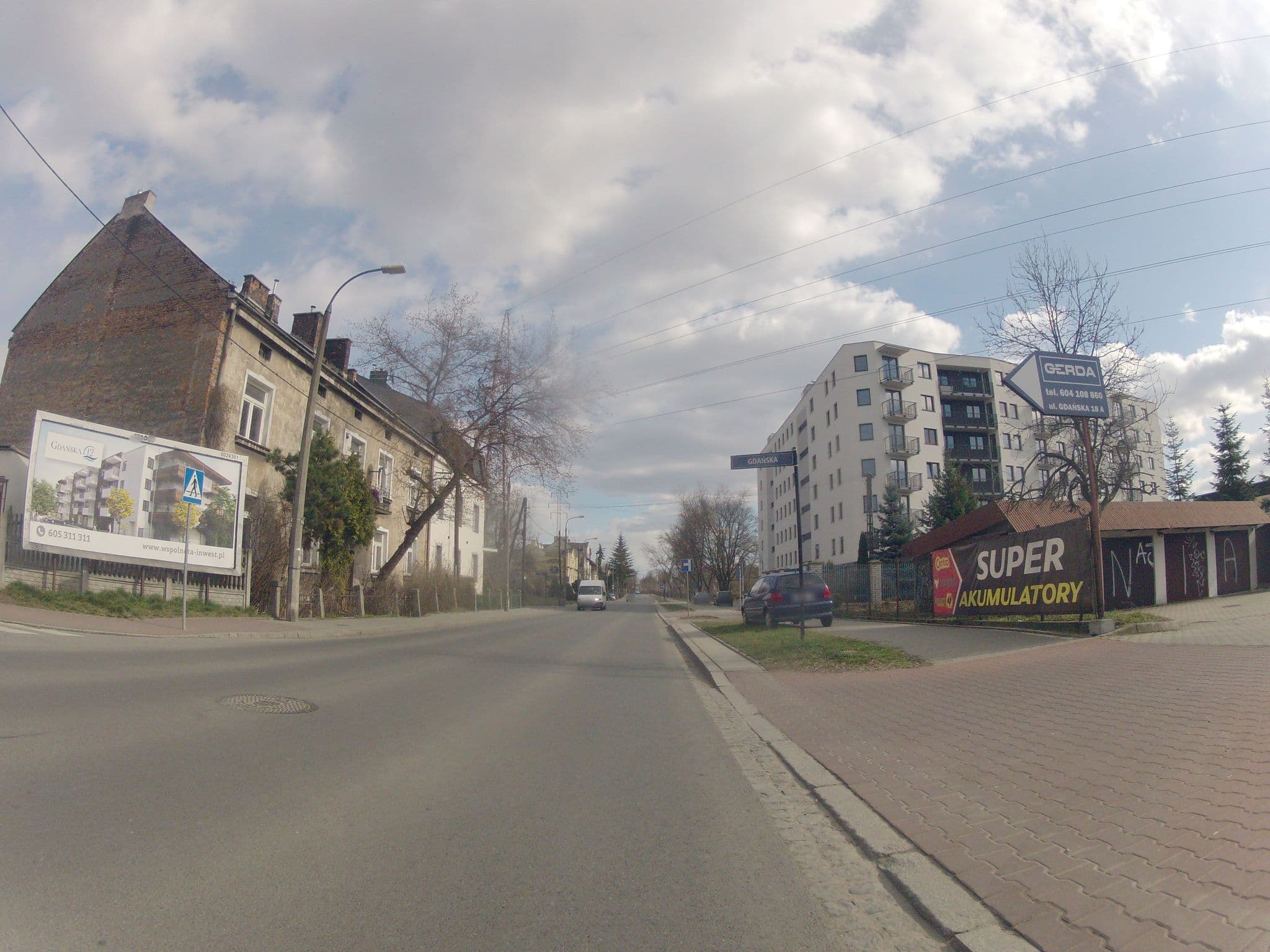 Street view near Florian Budget Rooms, Grzegórzki — © ekeshkekesh (CC BY-SA · Mapillary)