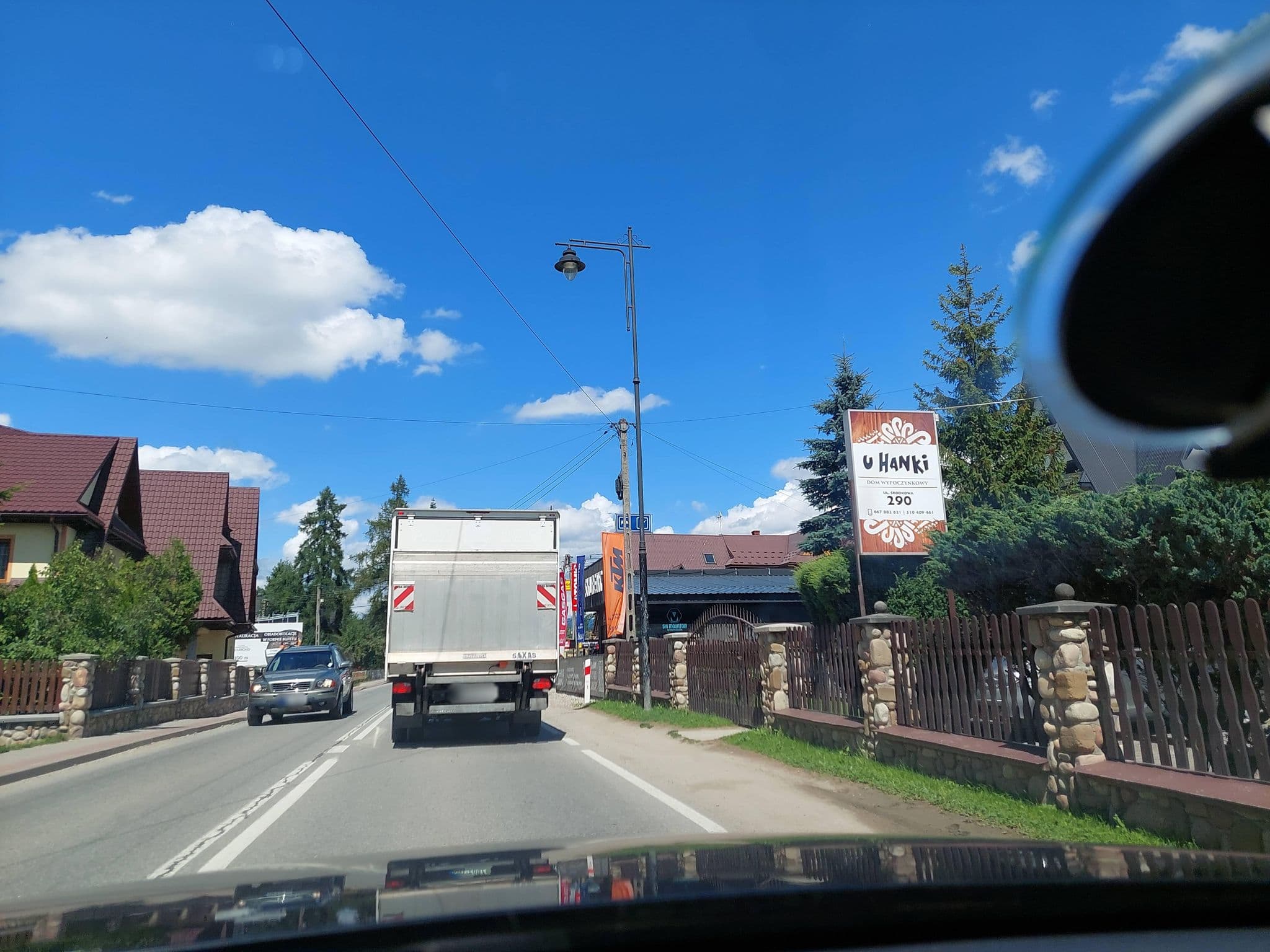 Street view near U Hanki, Białka Tatrzańska — © Apirnus (CC BY-SA · Mapillary)