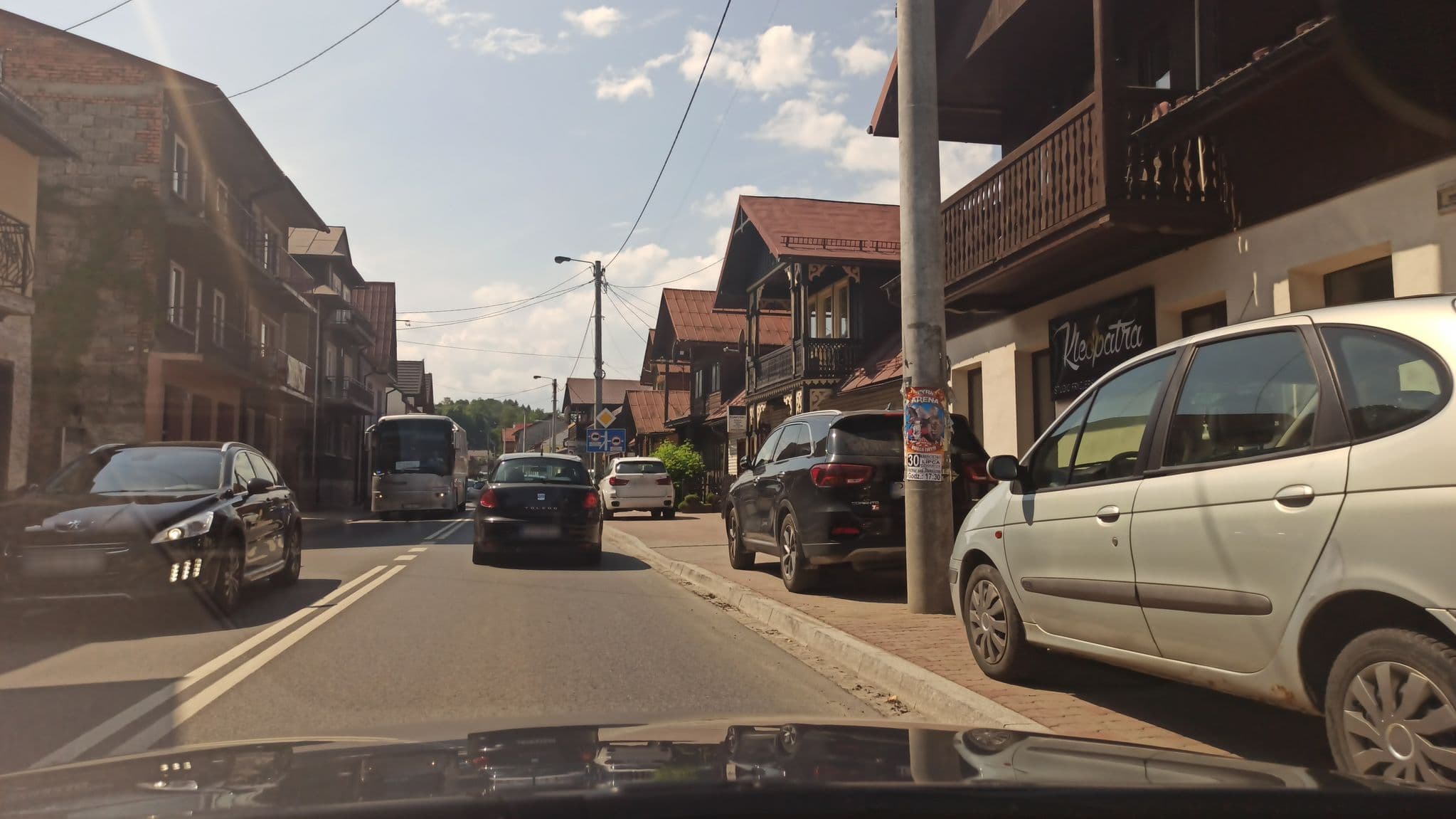 Street view near Tamir Samir - Otulina Park, Krościenko nad Dunajcem — © gandal543 (CC BY-SA · Mapillary)
