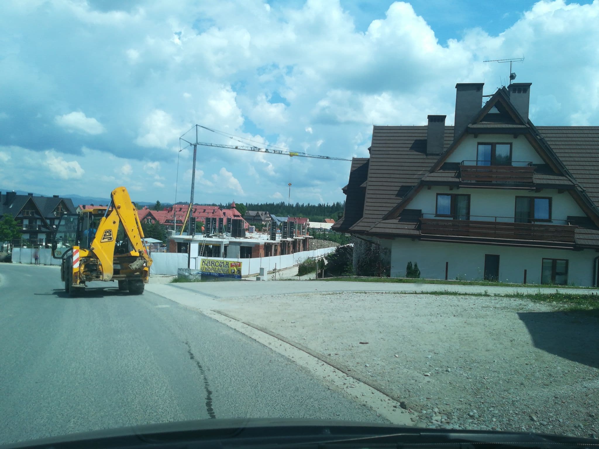 Street view near 🏡Отельчік🏡, Białka Tatrzańska — © mhenclik (CC BY-SA · Mapillary)