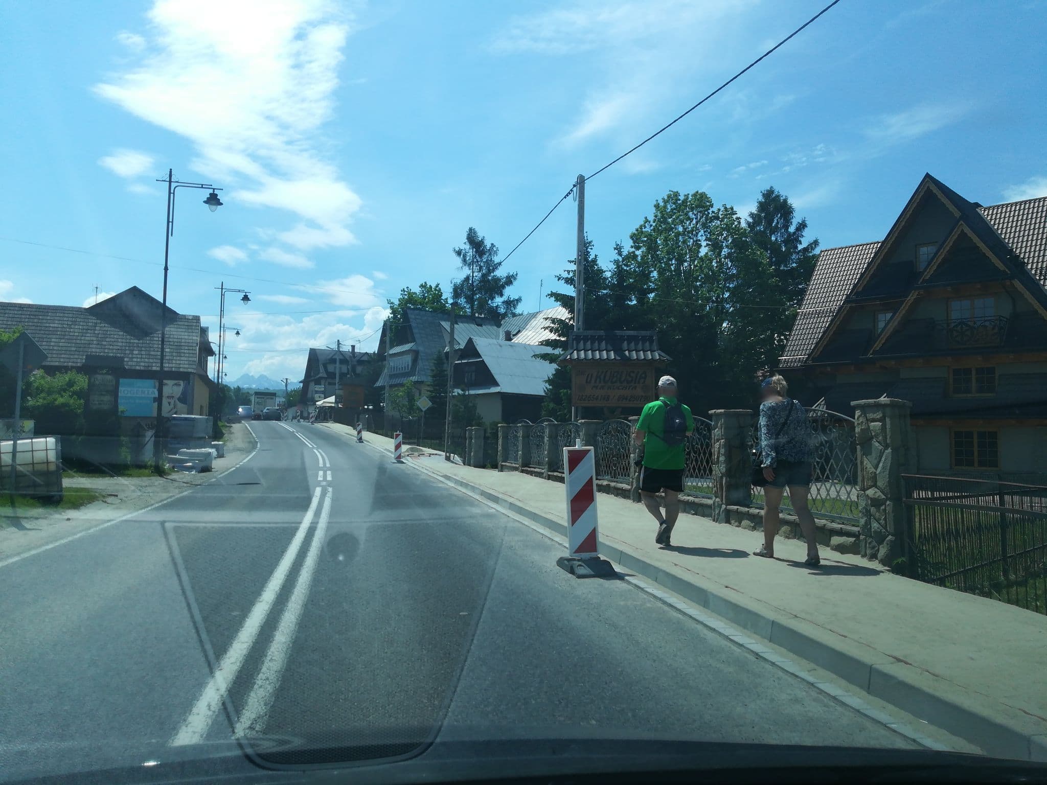 Street view near Willa Pod Bania, Białka Tatrzańska — © mhenclik (CC BY-SA · Mapillary)