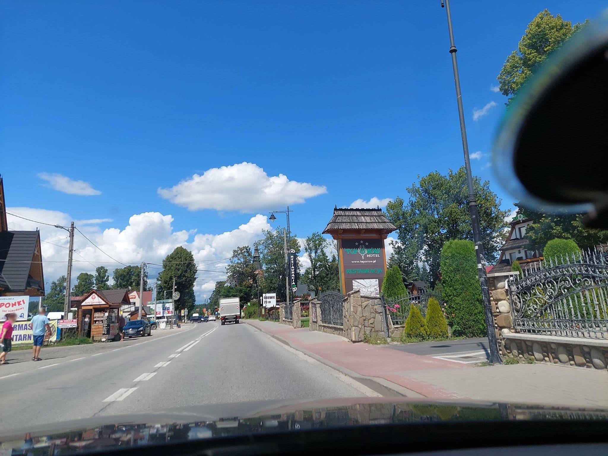 Street view near Dom Wypoczynkowy Maryna, Białka Tatrzańska — © Apirnus (CC BY-SA · Mapillary)