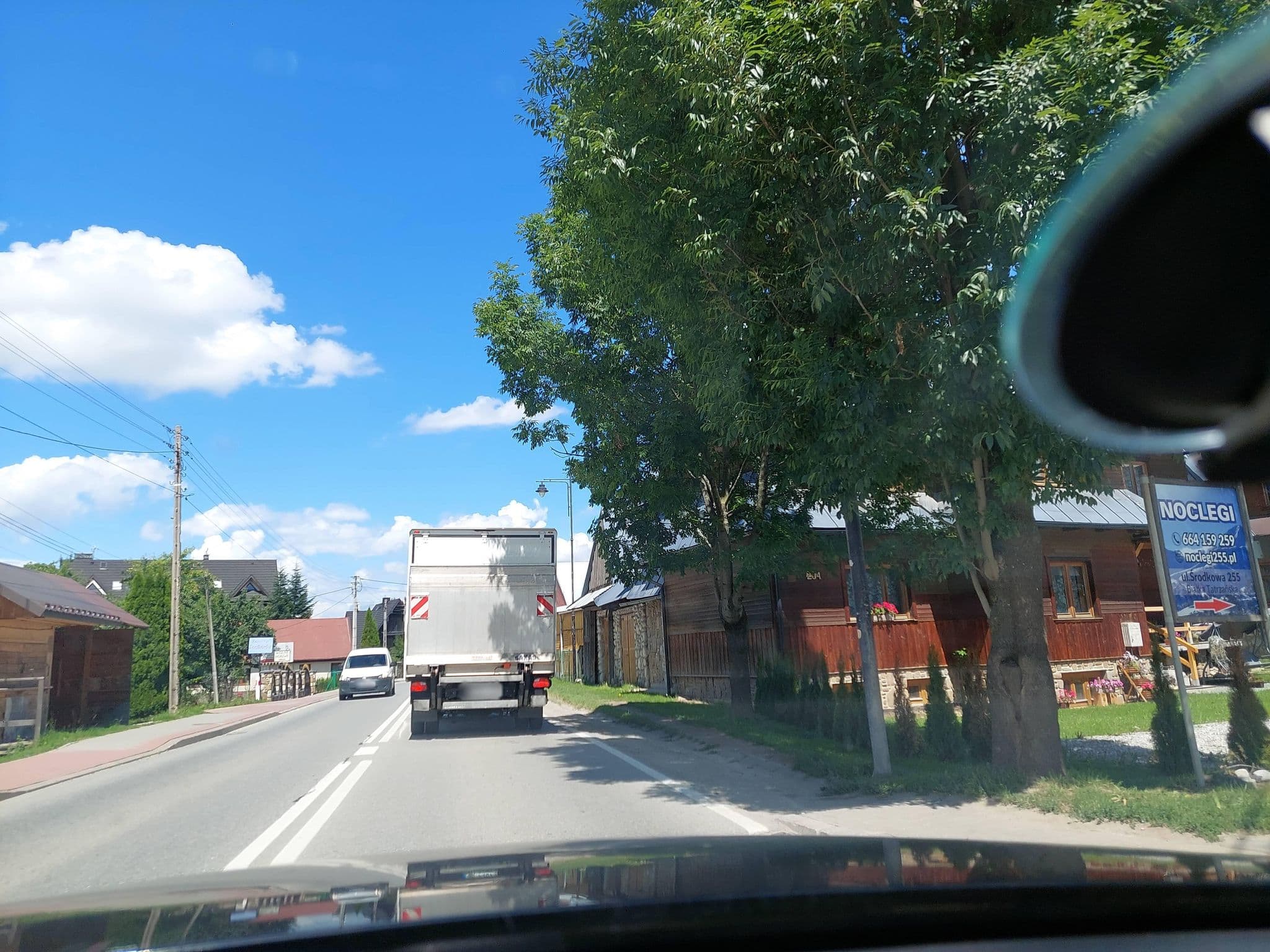 Street view near Kuchta Krzysztof. Wynajem pokoi, Białka Tatrzańska — © Apirnus (CC BY-SA · Mapillary)