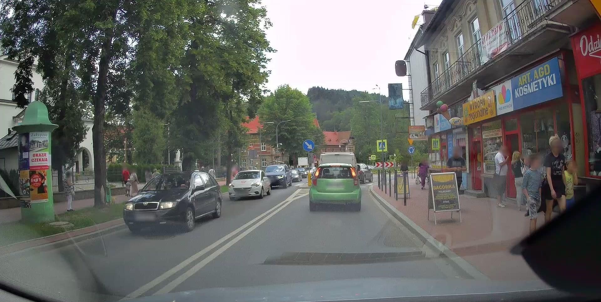Street view near Firma Usługowo Handlowa Safona Józef Spiechowicz, Krynica-Zdrój — © edc22 (CC BY-SA · Mapillary)