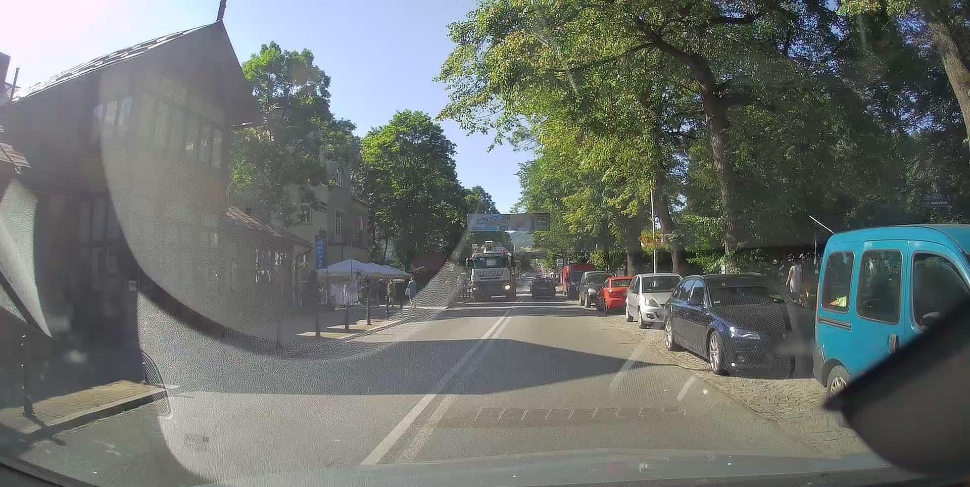 Street view near Stefania Hotel, Krynica-Zdrój — © edc22 (CC BY-SA · Mapillary)