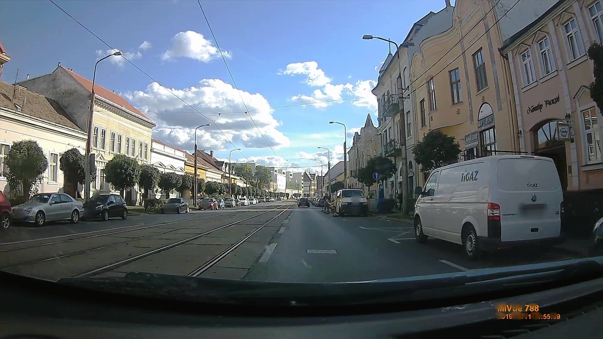 Street view near Centrum Wellness, Debrecen — © geox123 (CC BY-SA · Mapillary)