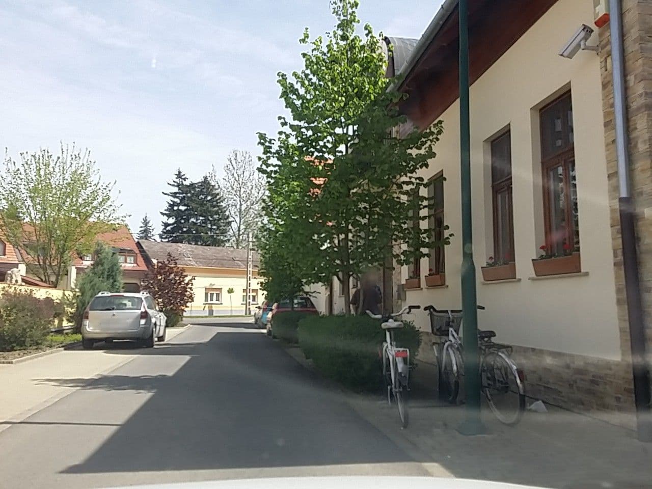 Street view near Rubint Apartman, Gyula — © utvonalfelmeresek (CC BY-SA · Mapillary)