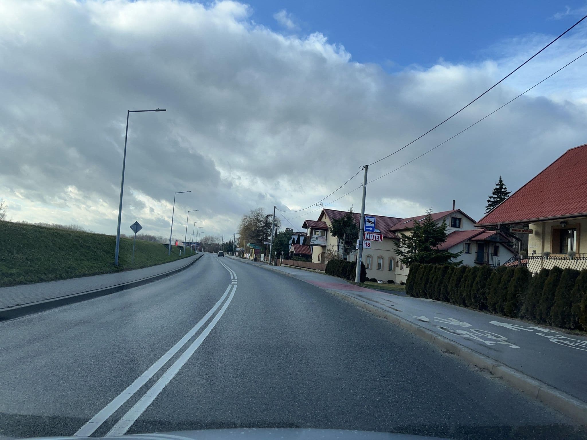 Street view near Motel Królowej Jadwigi, Sandomierz — © masterofnoroad (CC BY-SA · Mapillary)