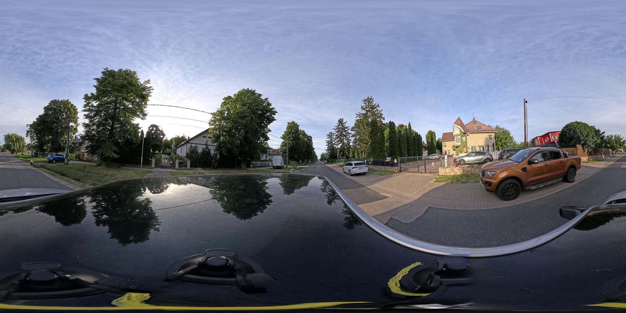 Street view near Adler (closed), Siófok — © kami911 (CC BY-SA · Mapillary)