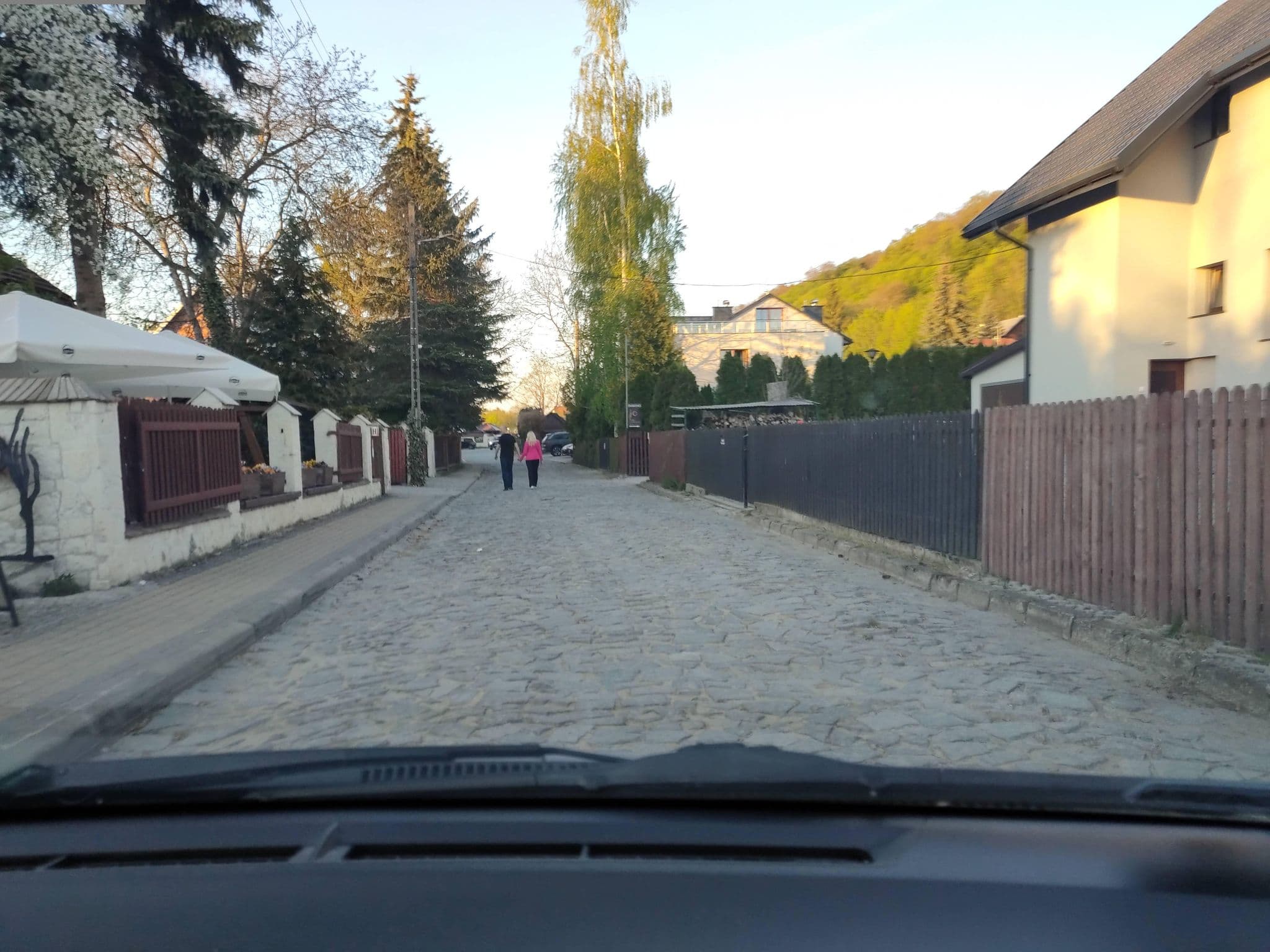 Street view near Przedsiębiorstwo Produkcyjno-Handlowo-Usługowe "Alex" Aleksandra Serwatka Alekasnder Serwatka Sp.j, Kazimierz Dolny — © GanderPL (CC BY-SA · Mapillary)