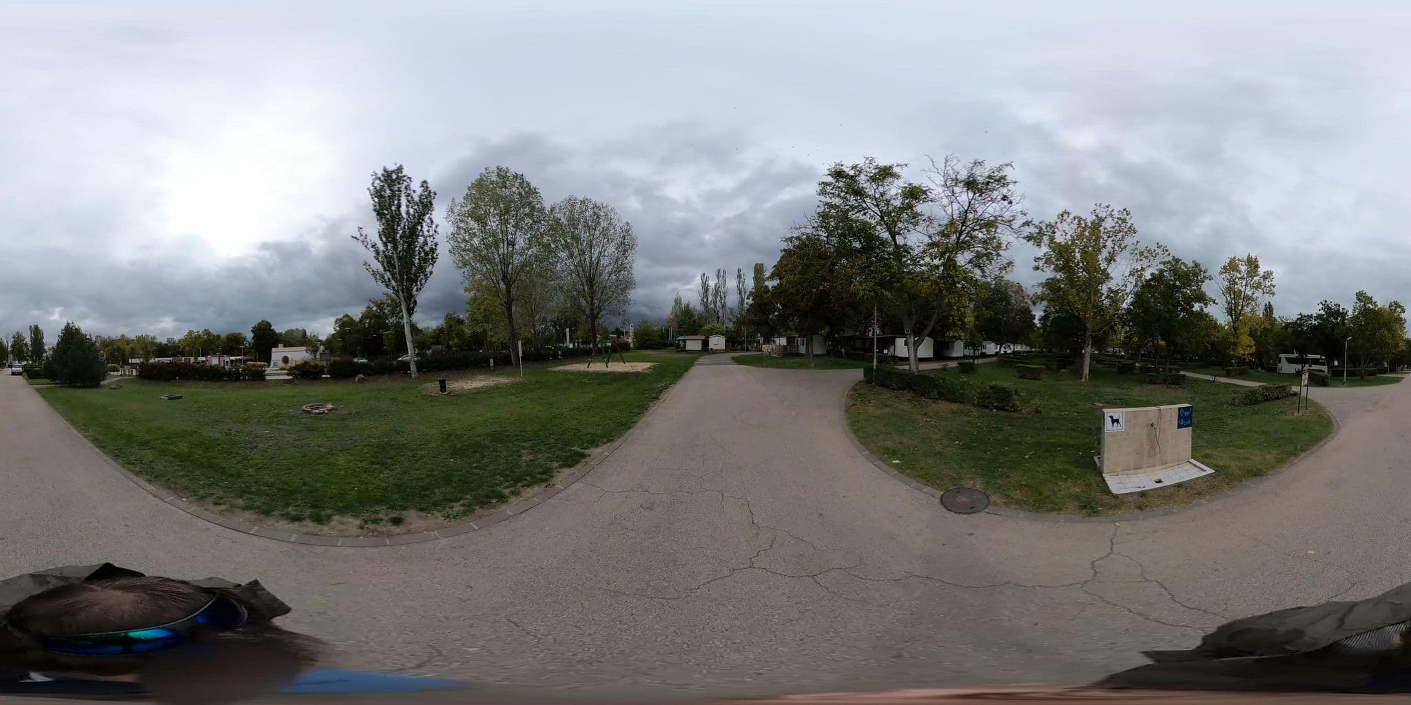 Street view near Happy Camp - Balatontourist Füred Camping&Bungalow, Balatonfüred — © vst (CC BY-SA · Mapillary)