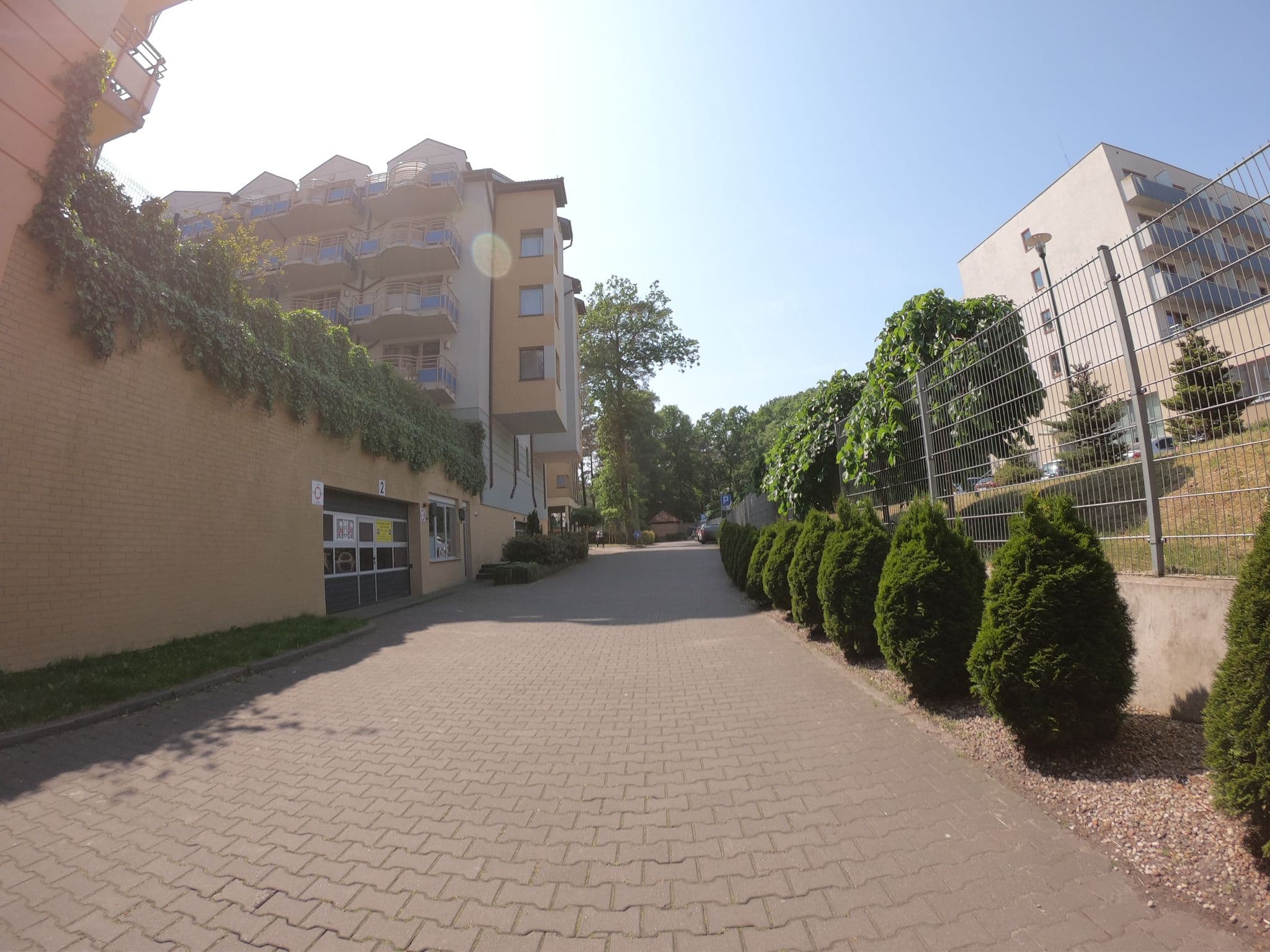 Street view near Apartamenty Laguna Zdrojowa, Świnoujście — © masterofnoroad (CC BY-SA · Mapillary)