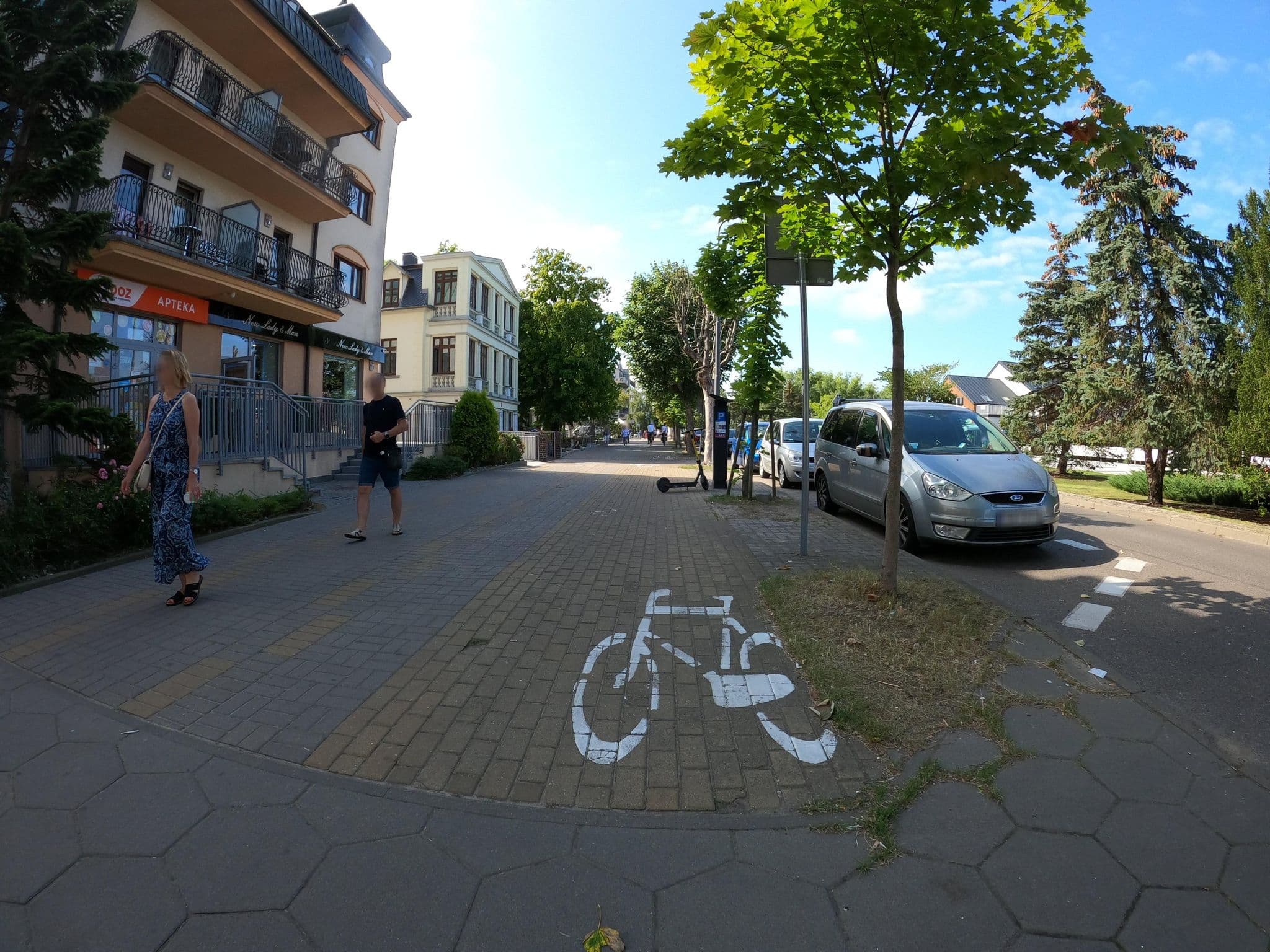 Street view near Apartamenty Bryza - Zeromskiego, Świnoujście — © masterofnoroad (CC BY-SA · Mapillary)