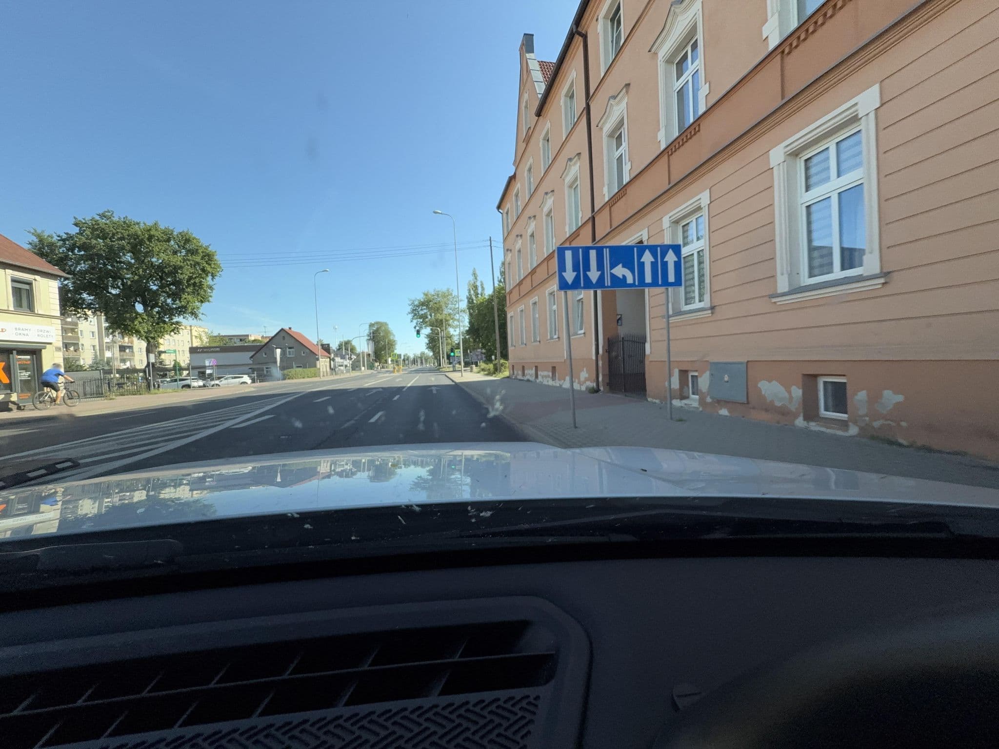 Street view near Hotel Leśny, Zielona Góra — © grada (CC BY-SA · Mapillary)
