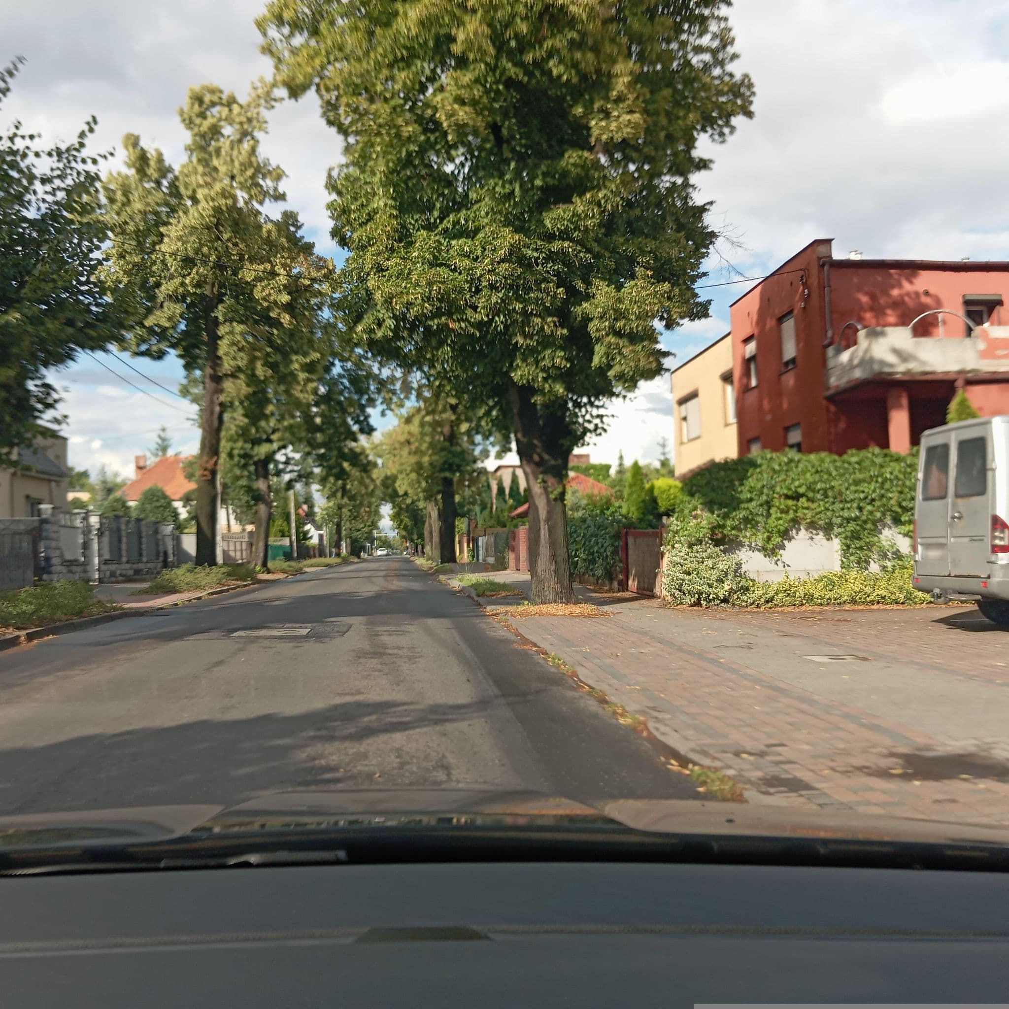 Street view near Apartamenty Pod Lipami Mirosław Bąk, Luboń — © jacekb (CC BY-SA · Mapillary)