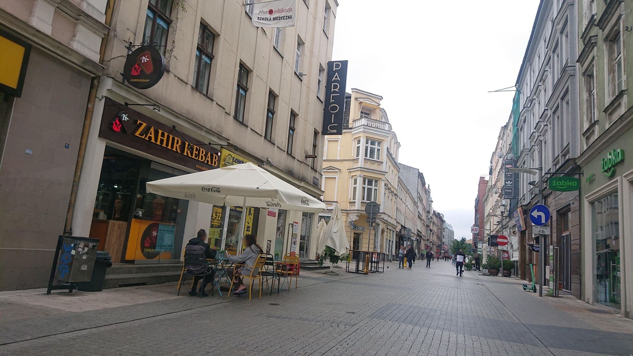 Street view near Blooms Inn & Apartments, Poznań — © and987 (CC BY-SA · Mapillary)