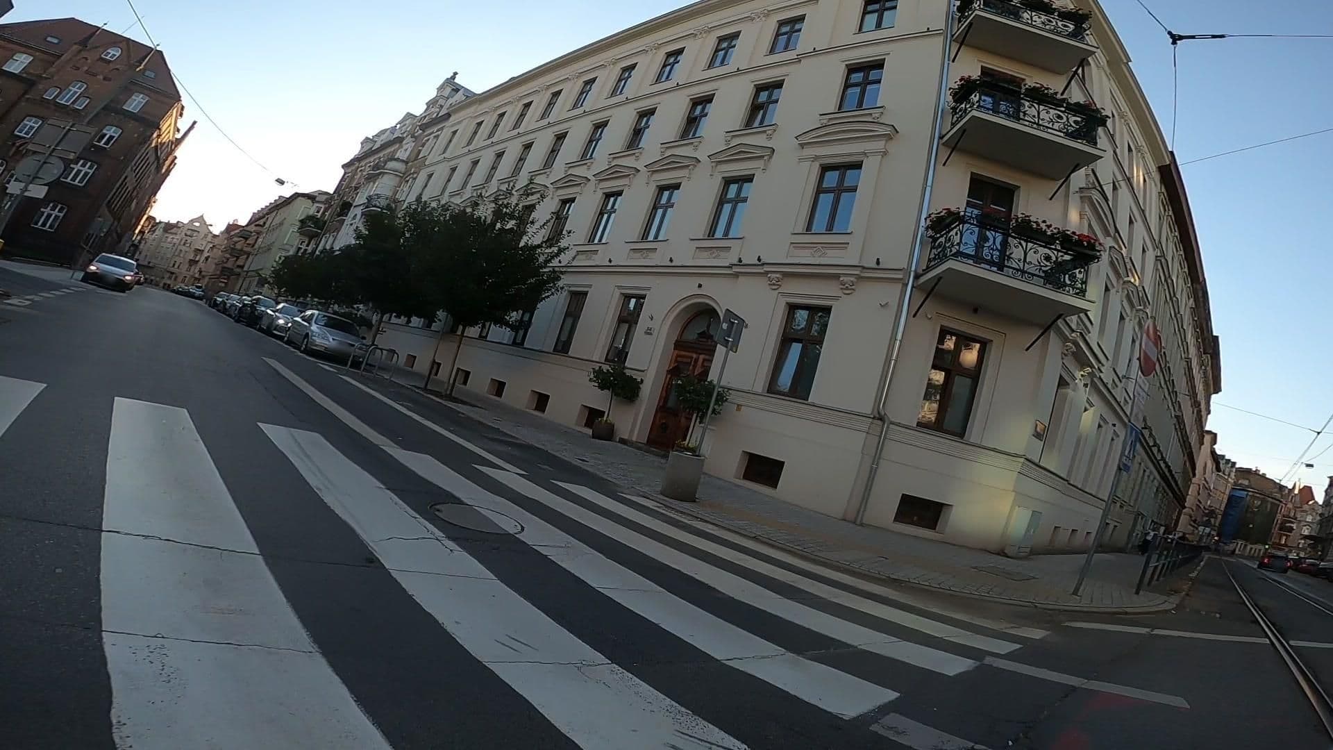 Street view near COLOR hostel, Poznań — © mateopoznan (CC BY-SA · Mapillary)