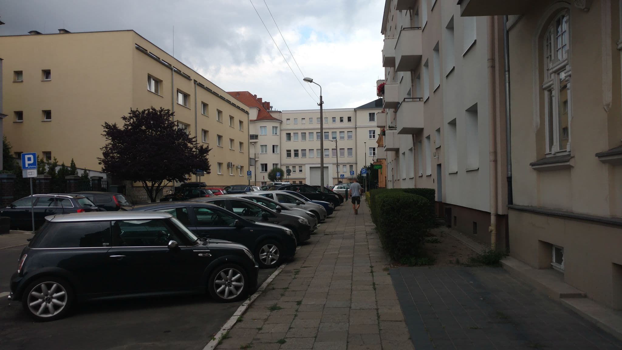 Street view near Apartamenty Classico, Poznań — © deejay1 (CC BY-SA · Mapillary)