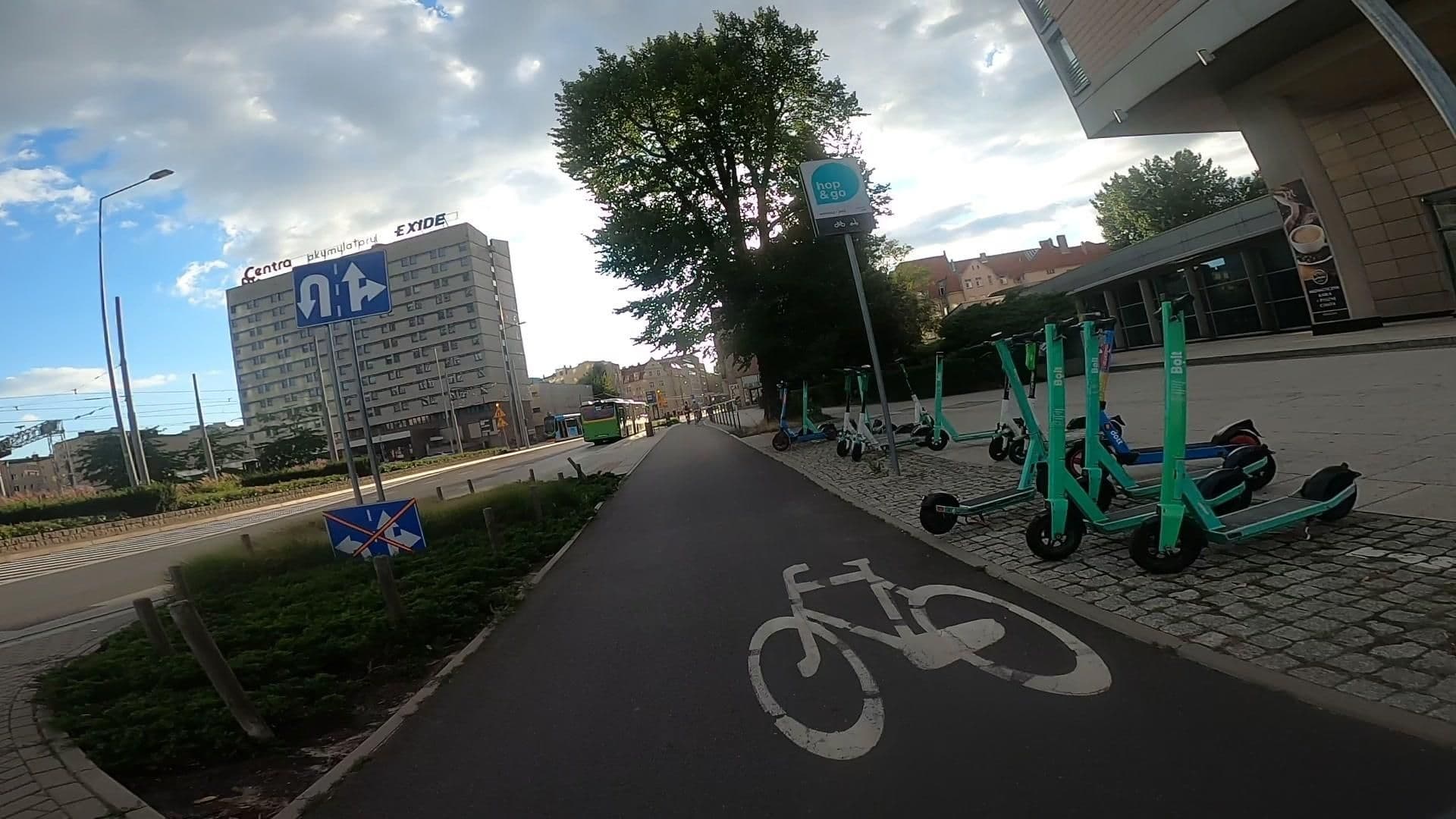 Street view near Hotel Mercure Poznań Centrum, Poznań — © mateopoznan (CC BY-SA · Mapillary)