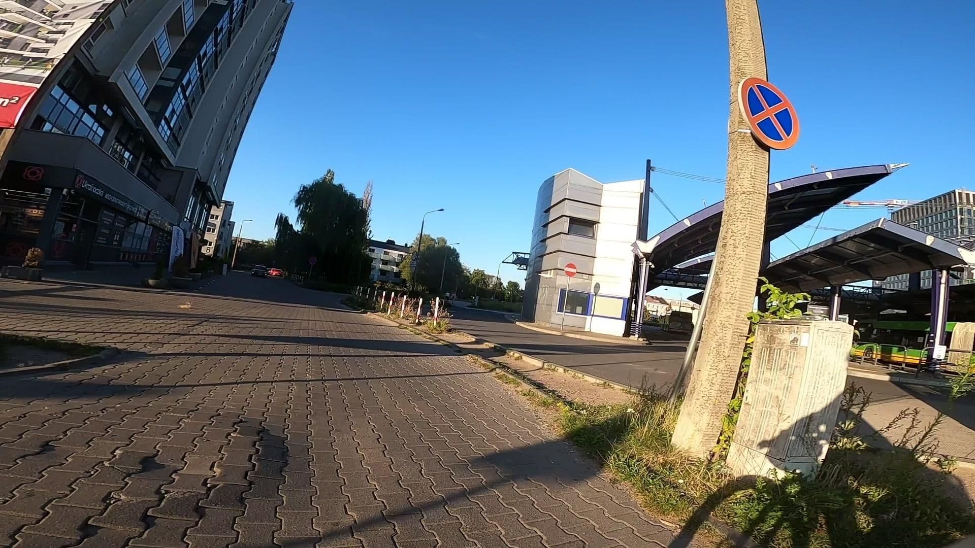 Street view near Ms Apartamenty - Tarasy Warty, Poznań — © mateopoznan (CC BY-SA · Mapillary)