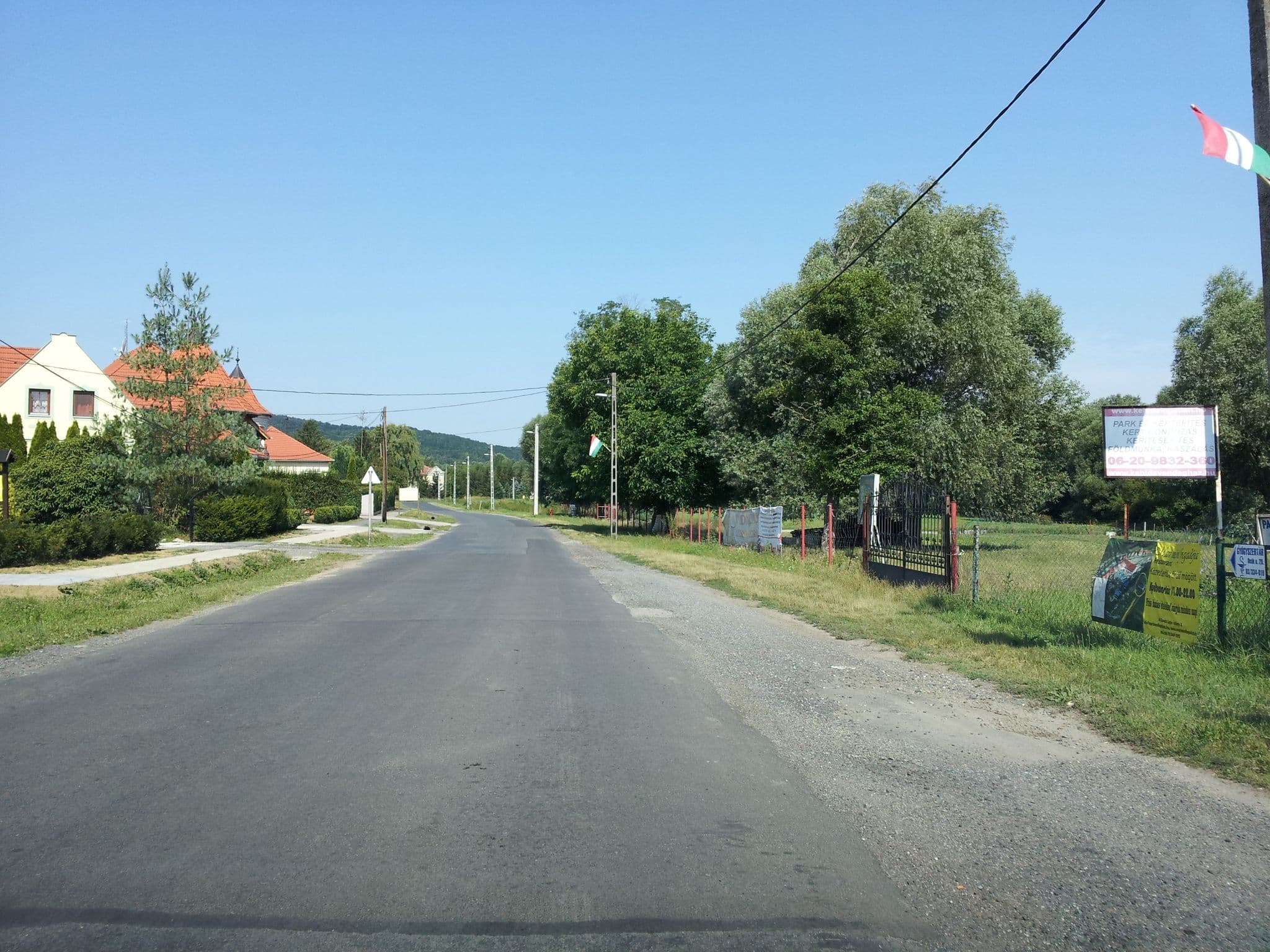 Street view near Hajnalka Apartmanház, Hévíz — © kolesajr (CC BY-SA · Mapillary)