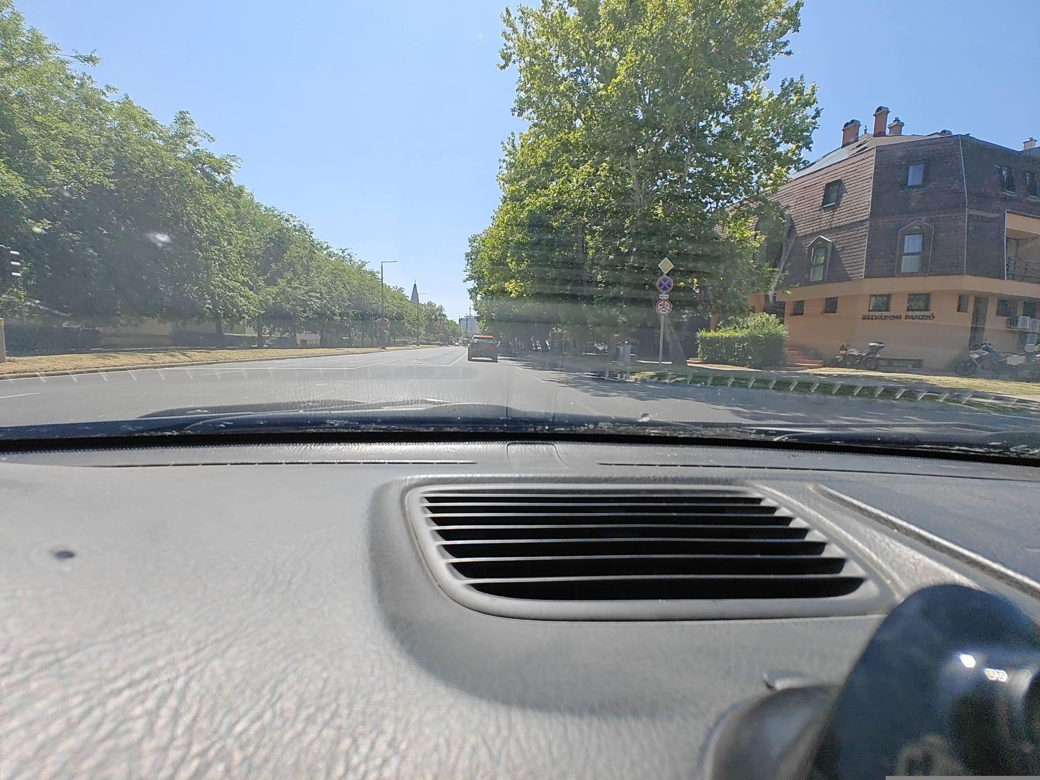 Street view near Belvárosi panzió, Siófok — © Winner_hun (CC BY-SA · Mapillary)