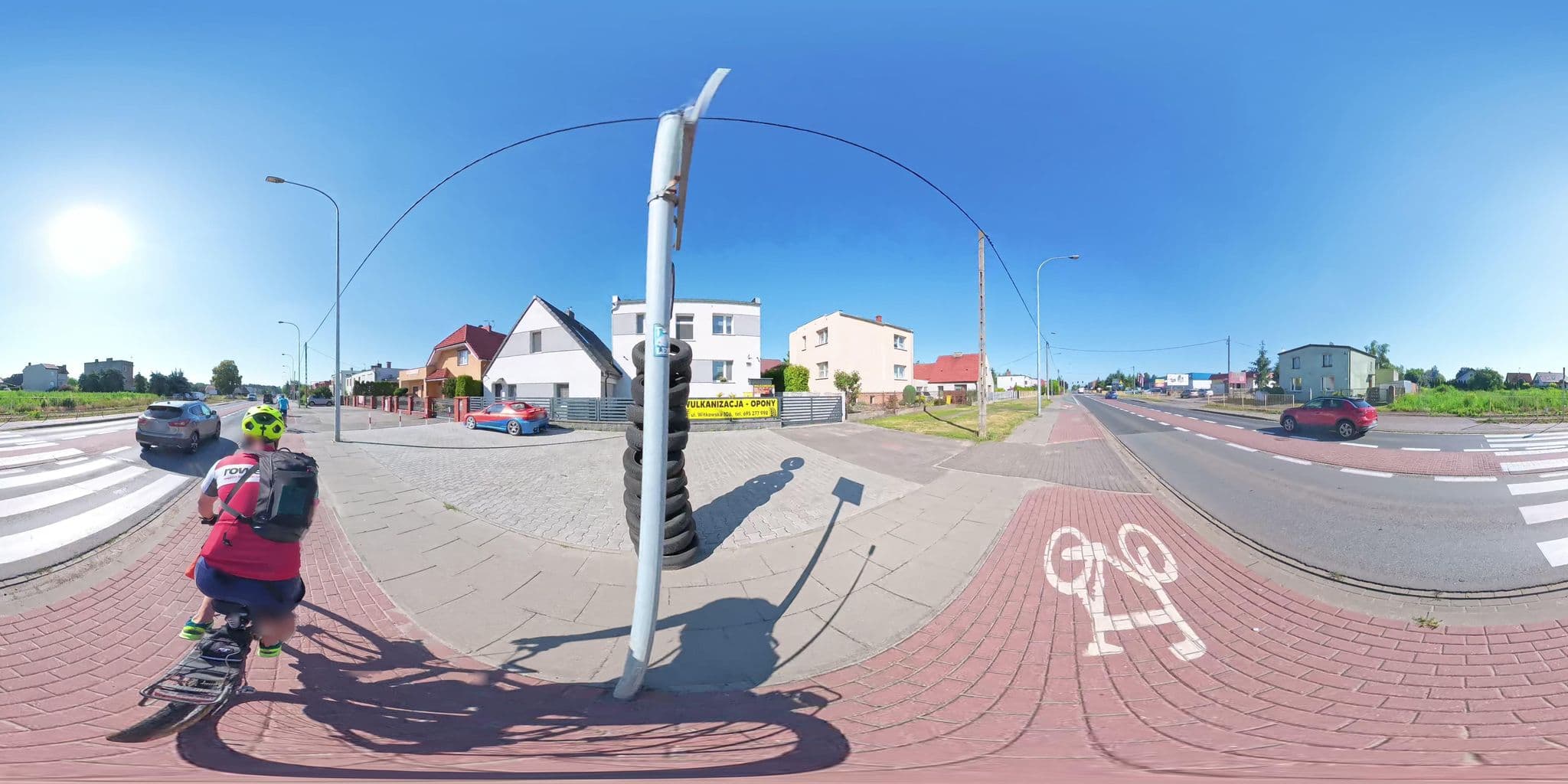 Street view near Pokoje Gościnne Gewert, Gniezno — © Mik1900 (CC BY-SA · Mapillary)