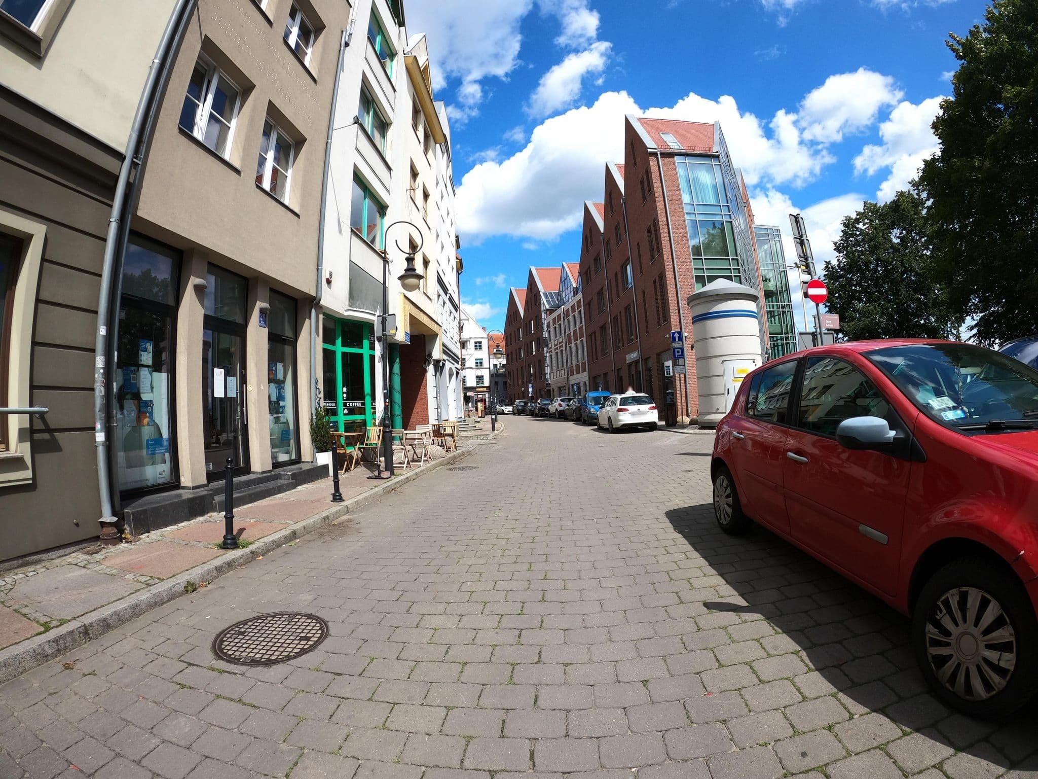 Street view near 5-stars Apartments - Old Town, Szczecin — © masterofnoroad (CC BY-SA · Mapillary)