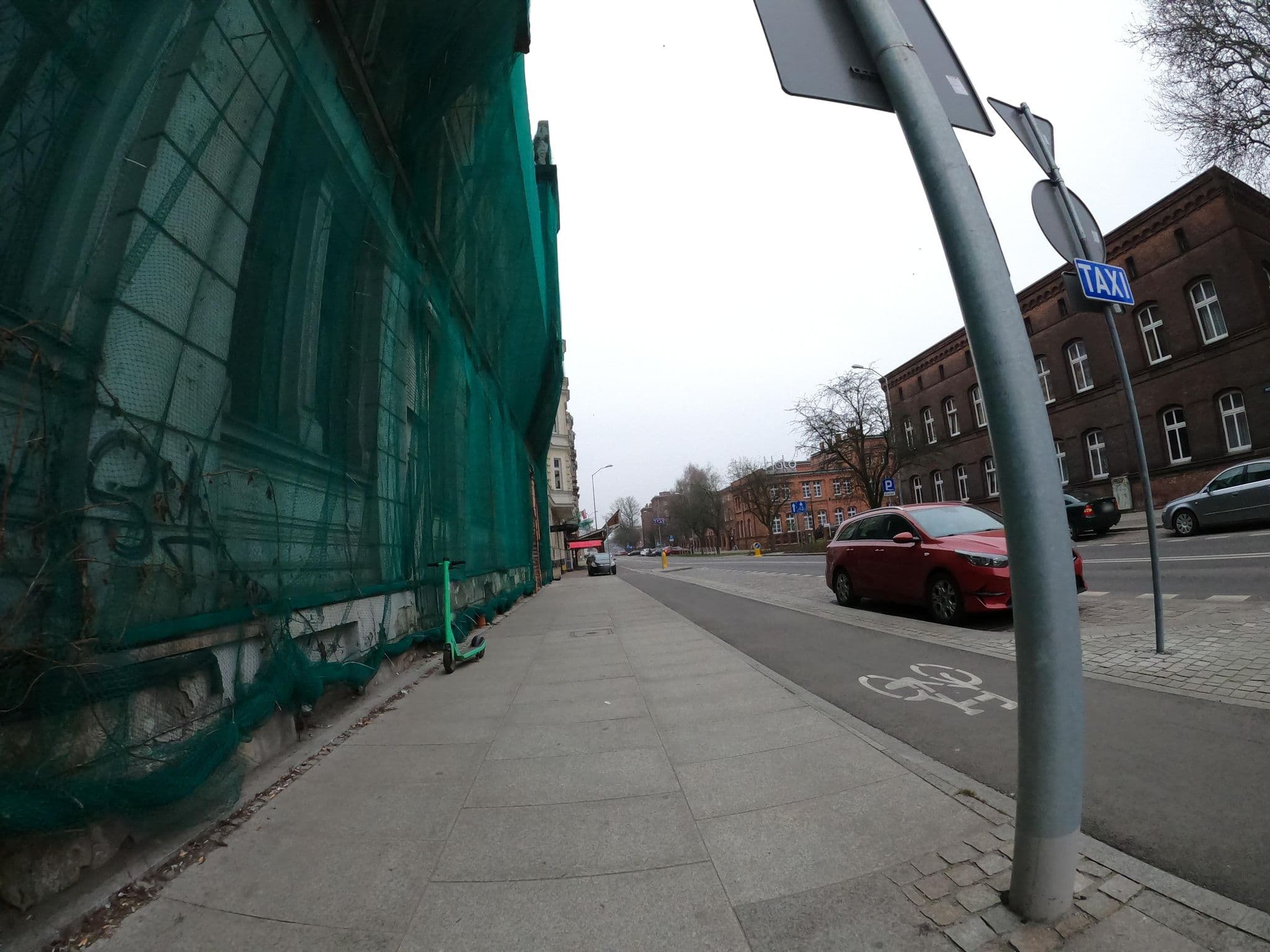 Street view near Słowiański, Szczecin — © masterofnoroad (CC BY-SA · Mapillary)