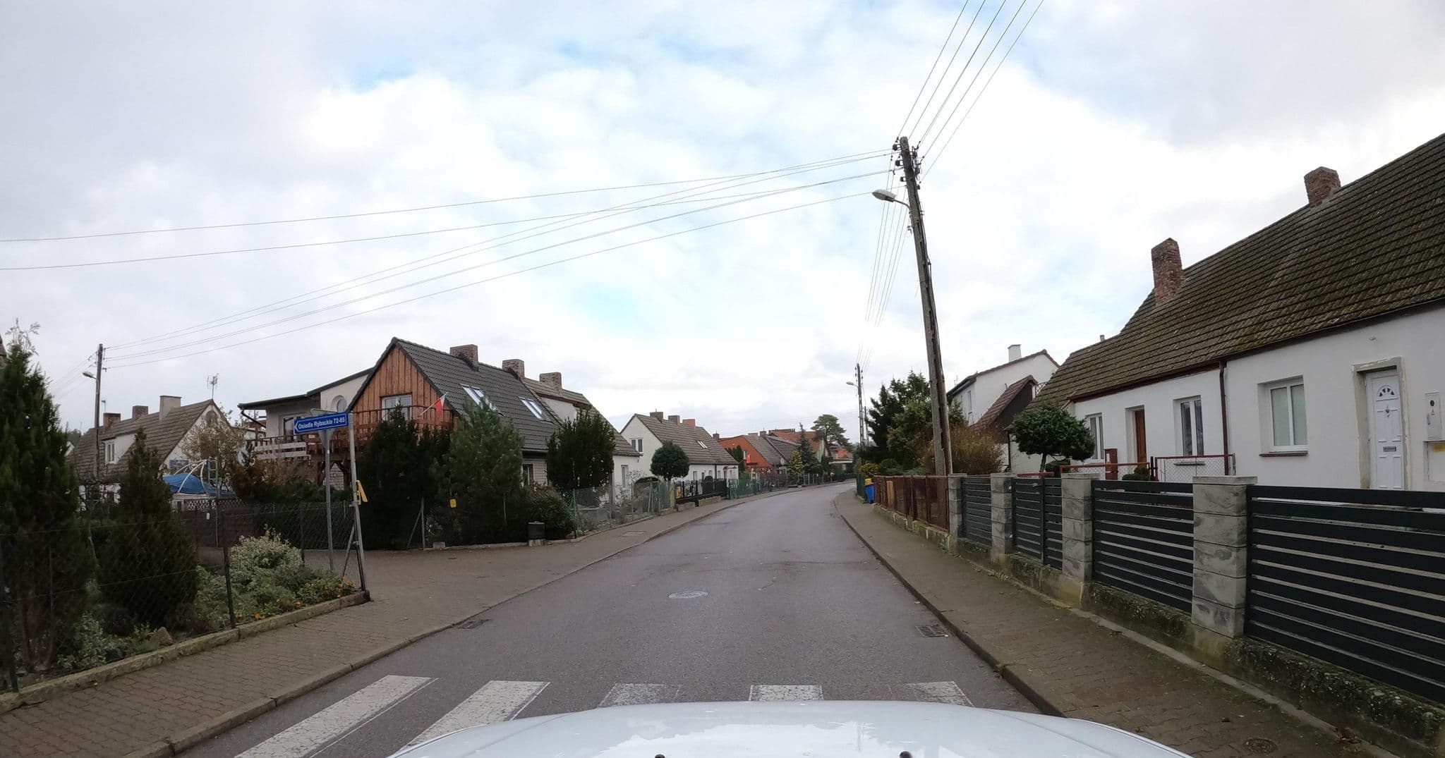 Street view near Wynajem Pokoi. Elżbieta i Ryszard Kadukowscy, Dziwnów — © masterofnoroad (CC BY-SA · Mapillary)