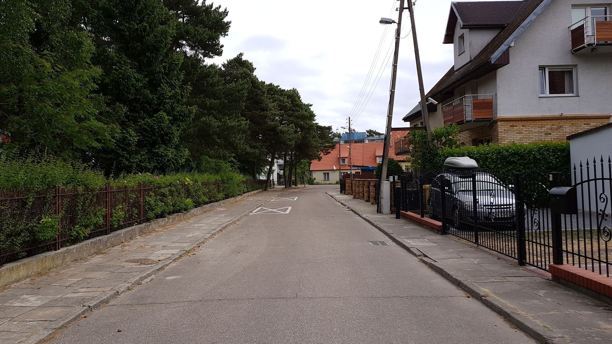 Street view near Apartamenty Gościniec Re-Max, Mrzeżyno — © masterofnoroad (CC BY-SA · Mapillary)